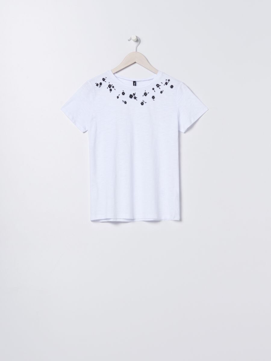 T Shirt With Embroidery Detail Color White SINSAY YQ200 00X