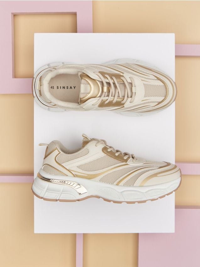 Sneaker Farbe Nude Sinsay Z X