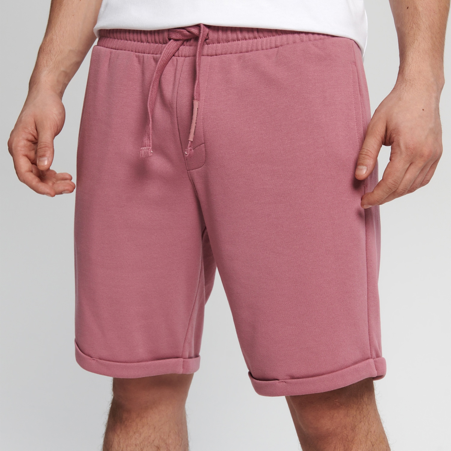 Sinsay – Pantaloni scurți cu șnur decorativ – Roz blouseroumaine-shop.com imagine noua