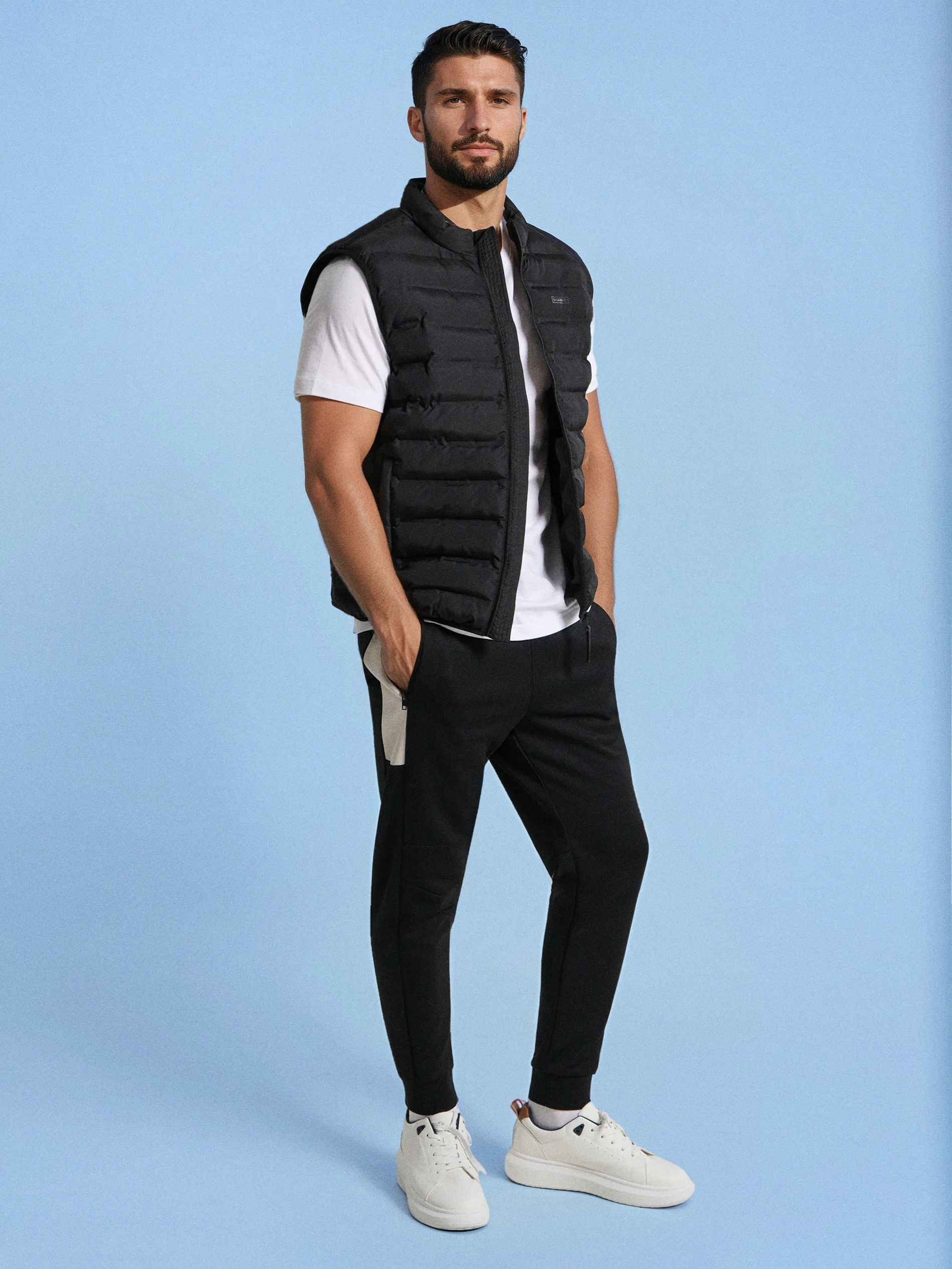 Sinsay - Παντελόνι φόρμας - μαυρο φωτογραφία