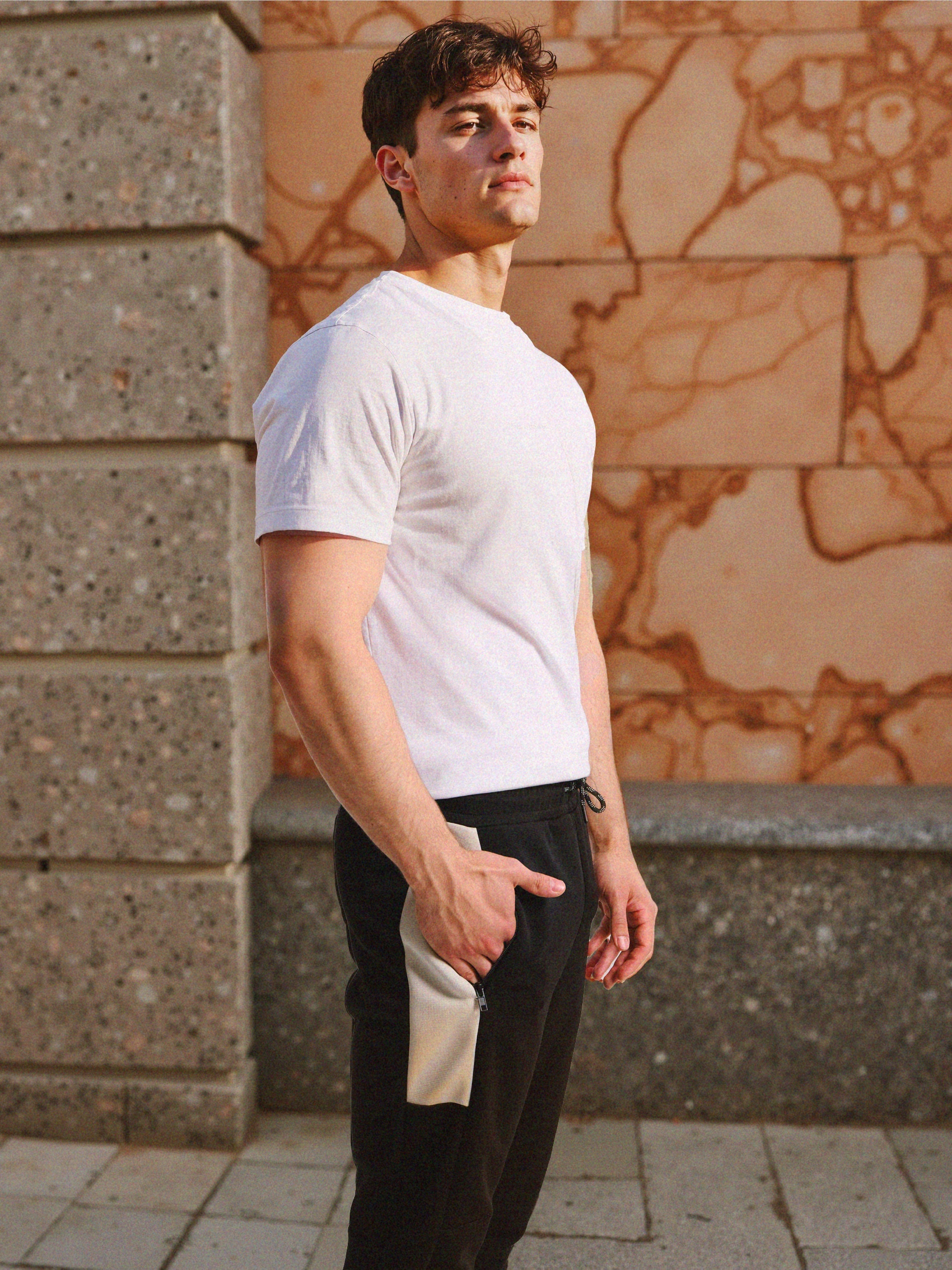 Sinsay - Παντελόνι φόρμας - μαυρο φωτογραφία