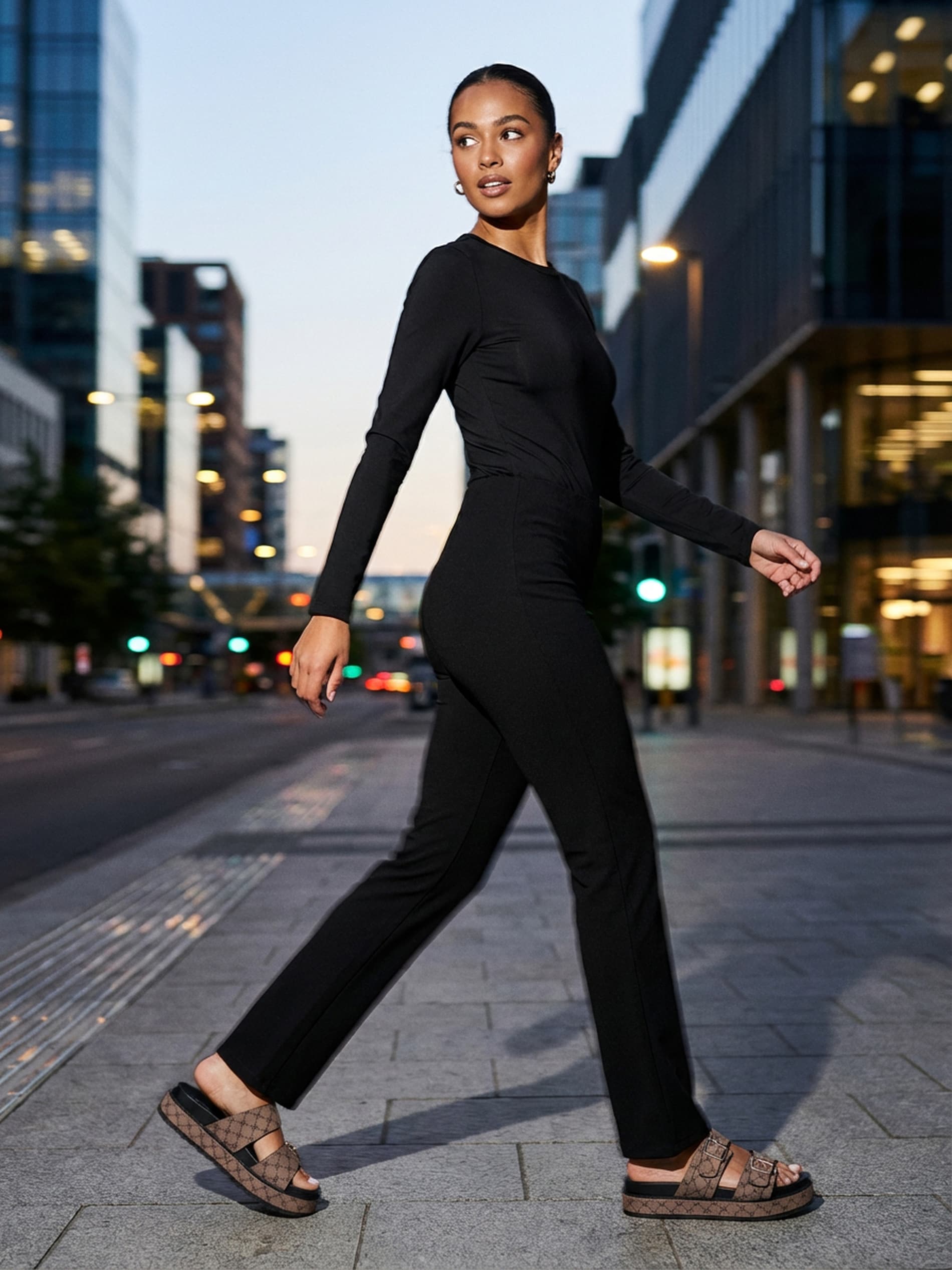 Sinsay - Body poliamidowe z długim rękawem - czarny