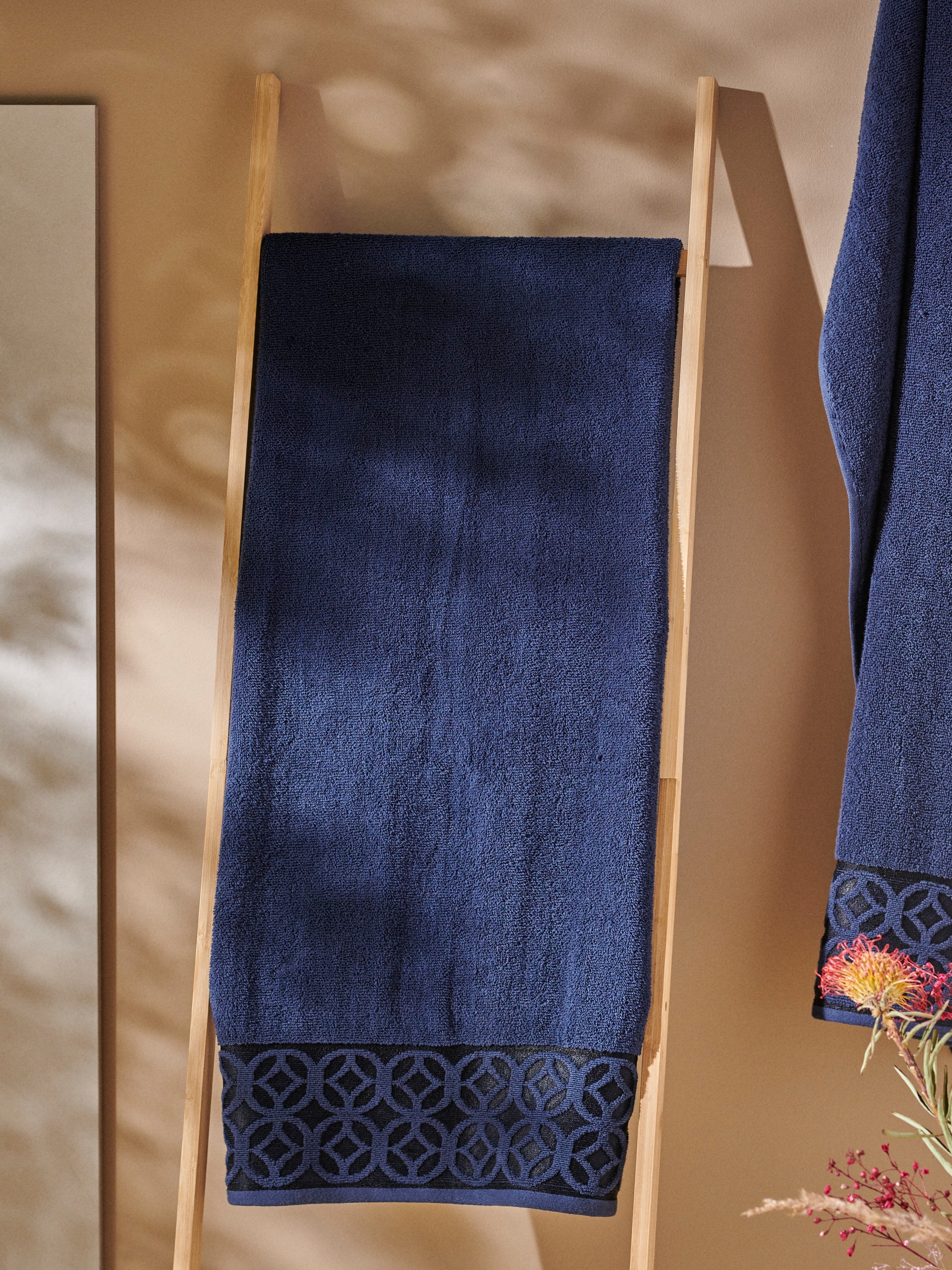 Sinsay - Βαμβακερή πετσέτα - ναυτικο μπλε φωτογραφία