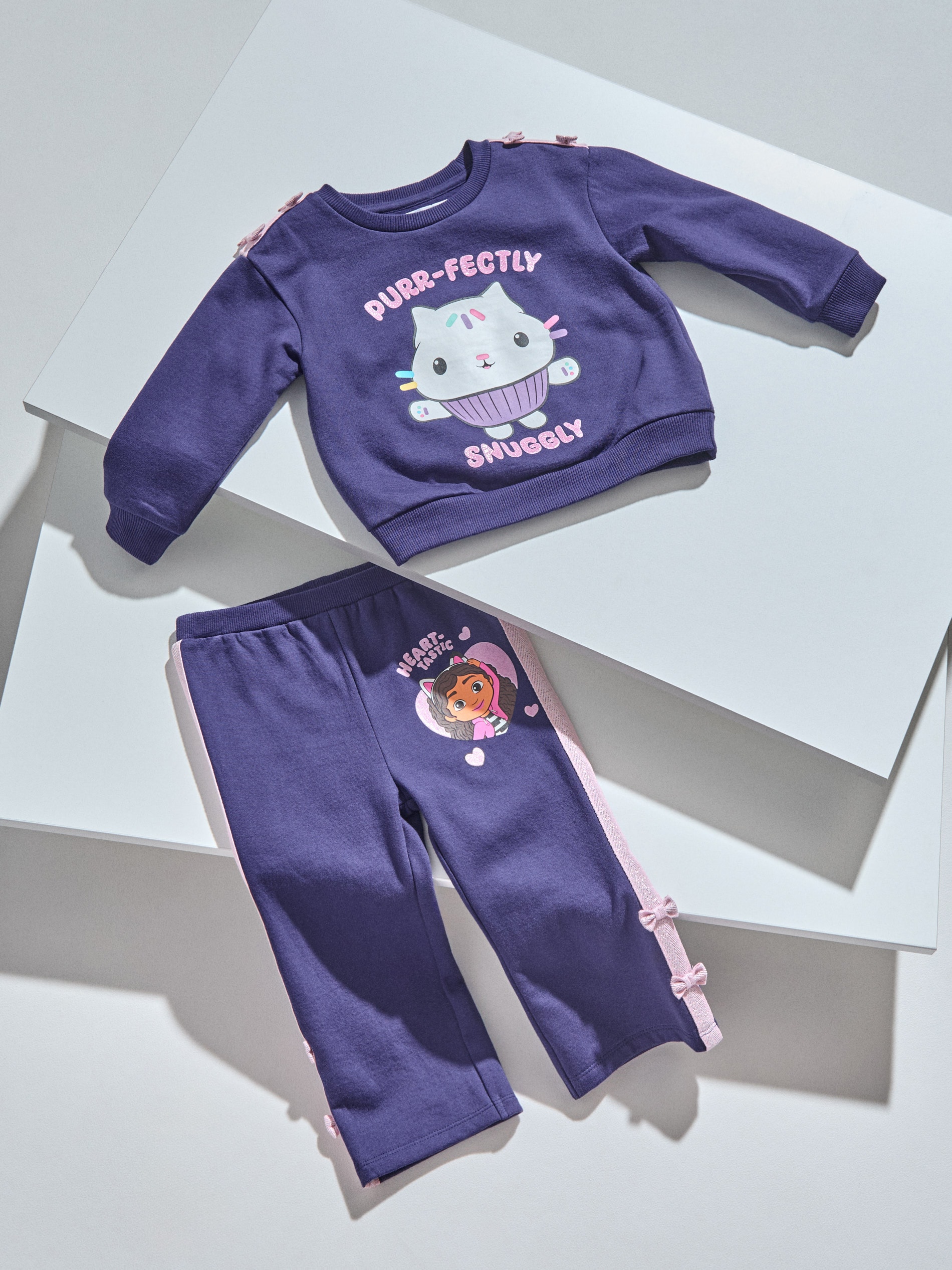 Sinsay - Μπλούζα με λαιμόκοψη crewneck Gabby’s Dollhouse - ναυτικο μπλε φωτογραφία