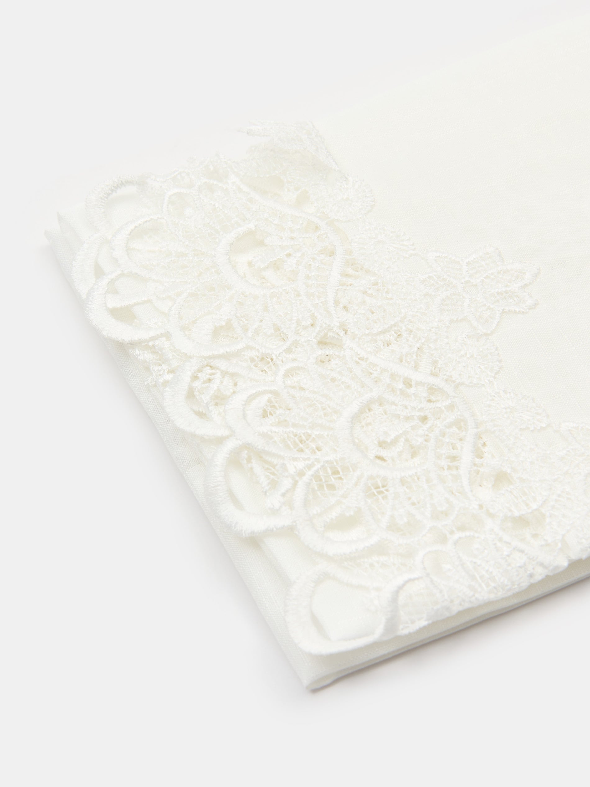 Sinsay - Δρομέας τραπεζιού με δαντέλα - κρεμ φωτογραφία