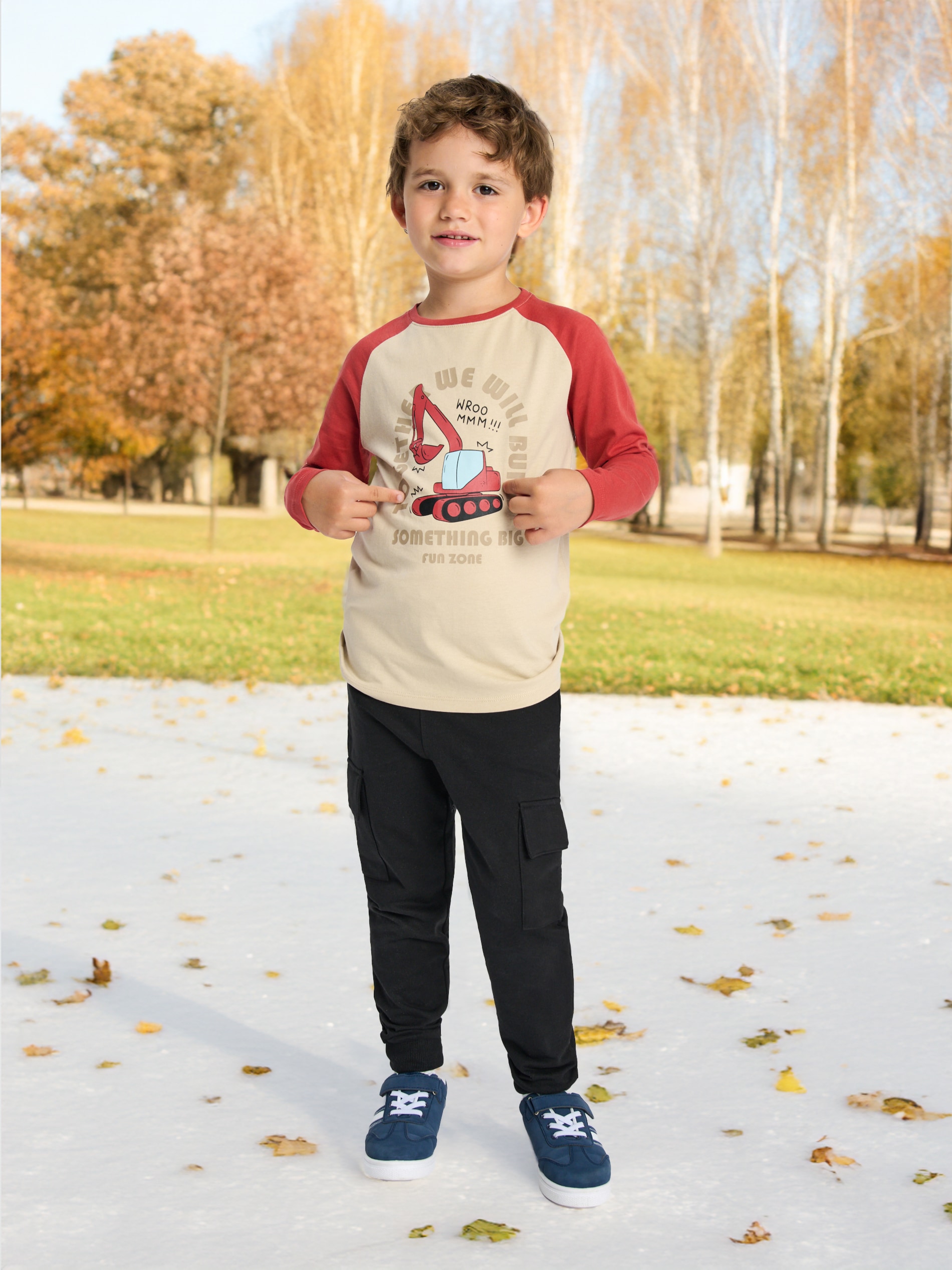 Sinsay - Spodnie dresowe jogger - czarny