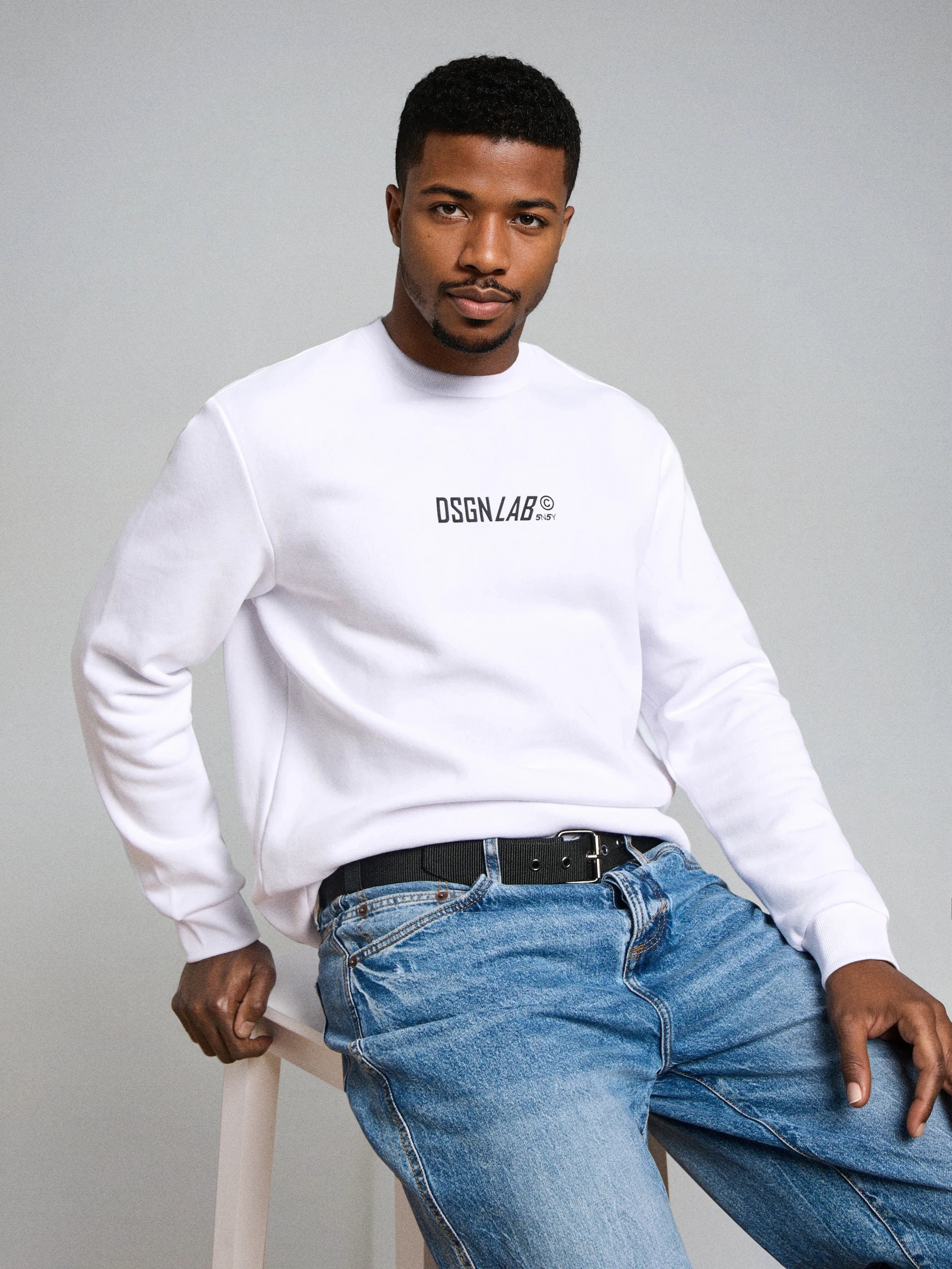 Sinsay - Regulowany pasek z klamrą - czarny