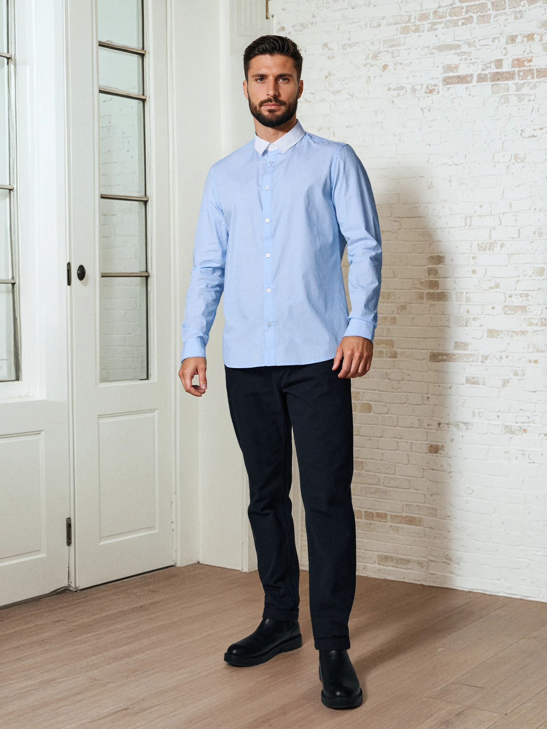 Sinsay - Βαμβακερό πουκάμισο slim fit - μπλε παλ φωτογραφία