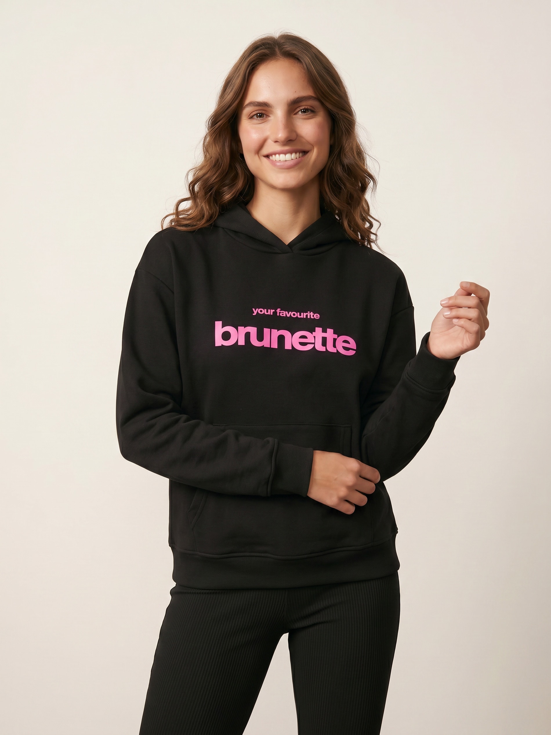 Sinsay - Bluza hoodie z napisem - czarny