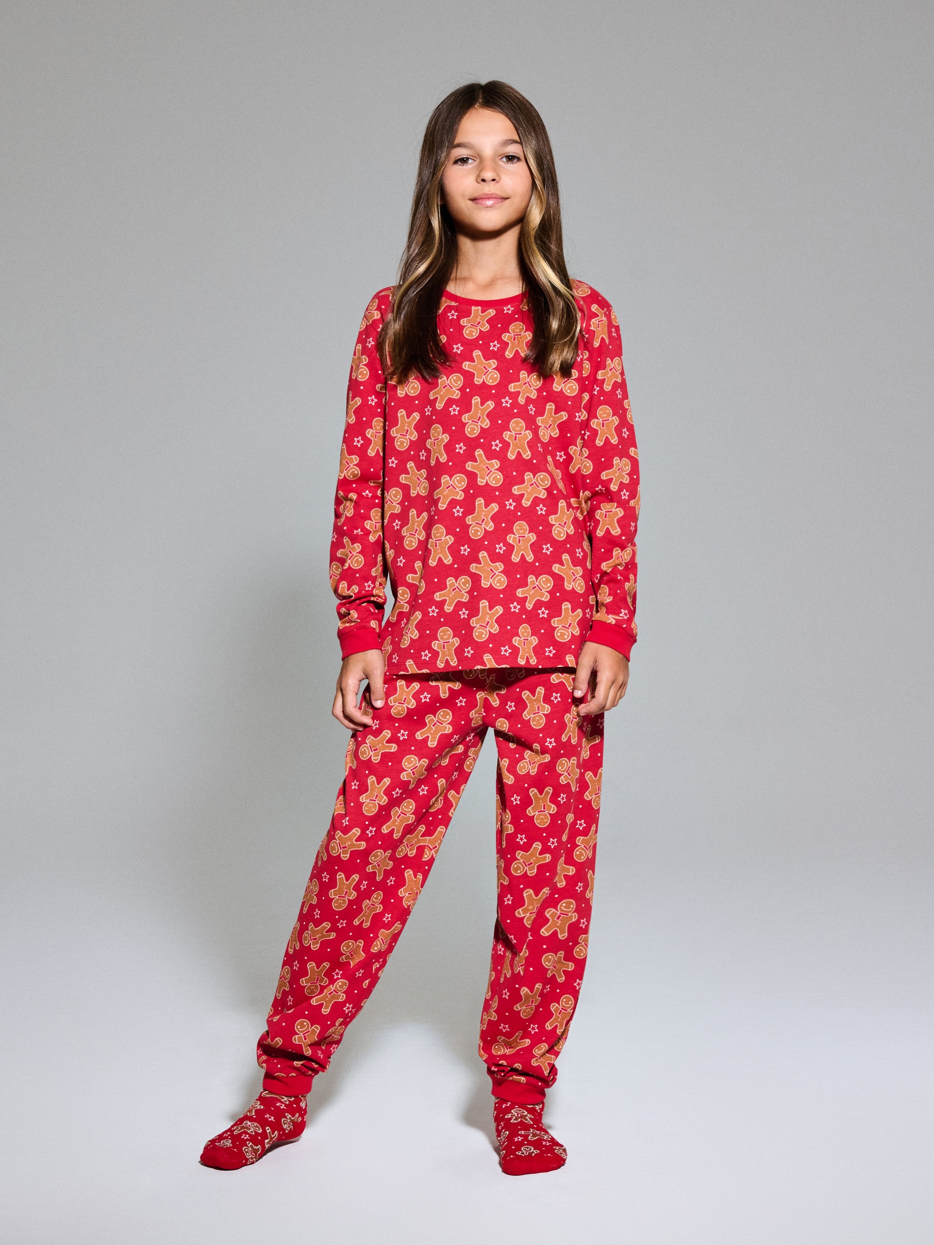 Sinsay - Świąteczna piżama dwuczęściowa z motywem pierniczków - czerwony