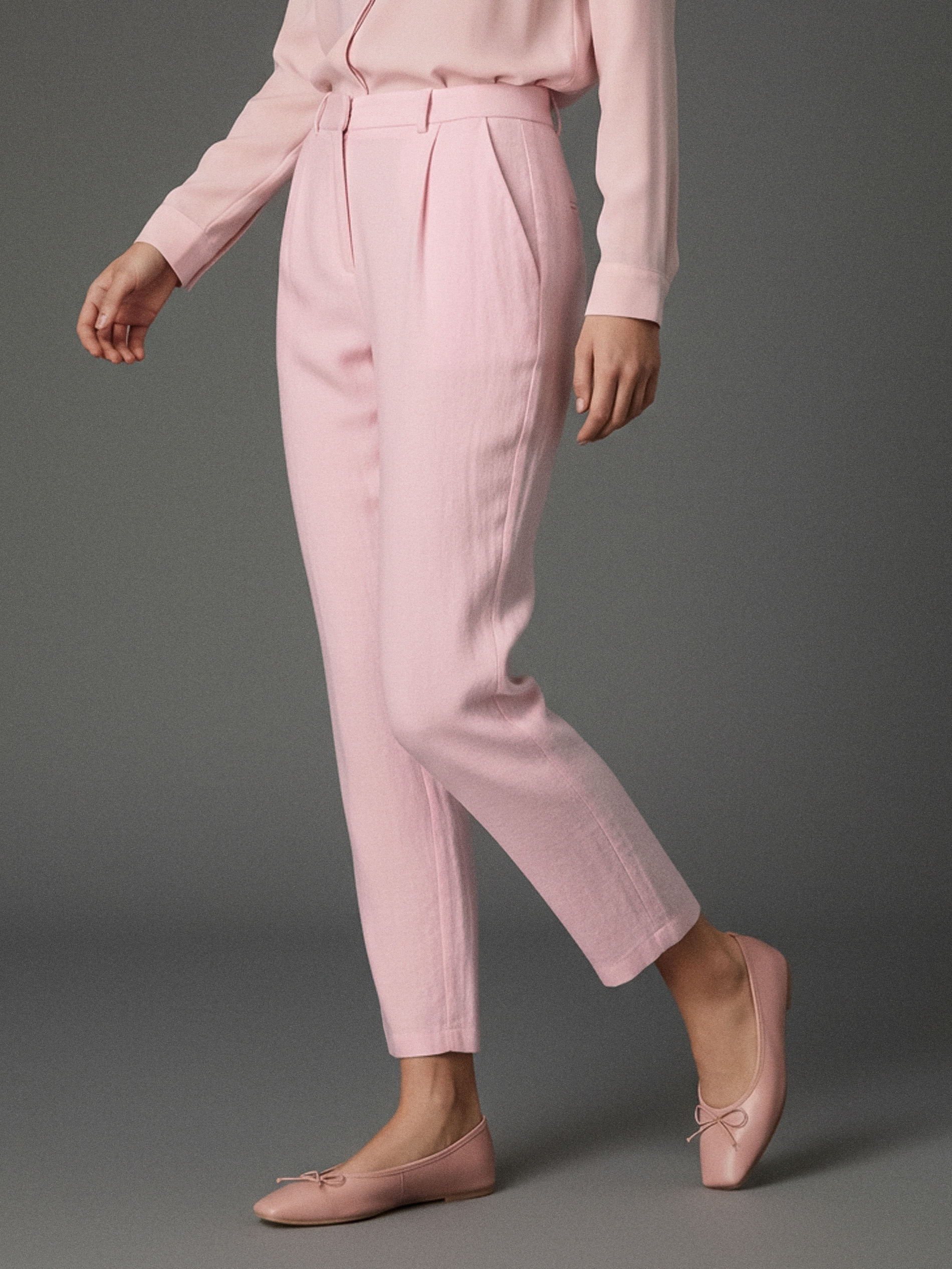 Sinsay - Eleganckie spodnie z zakładkami - różowy