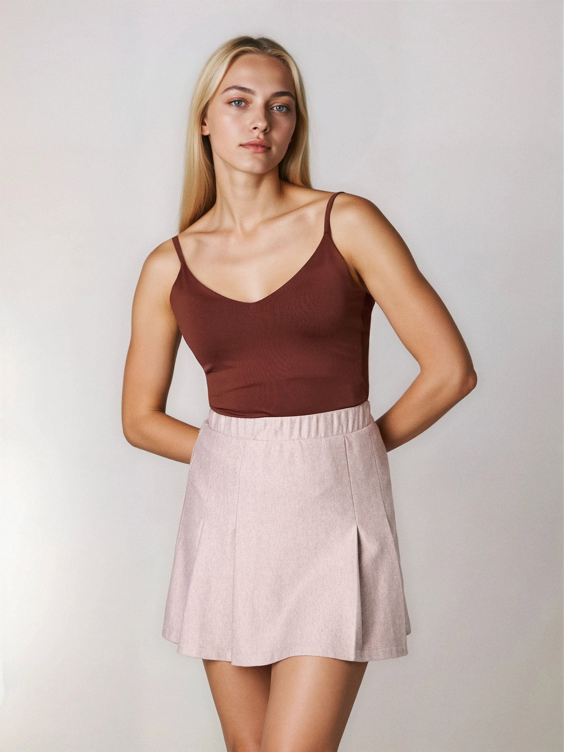 Sinsay - Πλισέ μίνι φούστα - μπεζ φωτογραφία