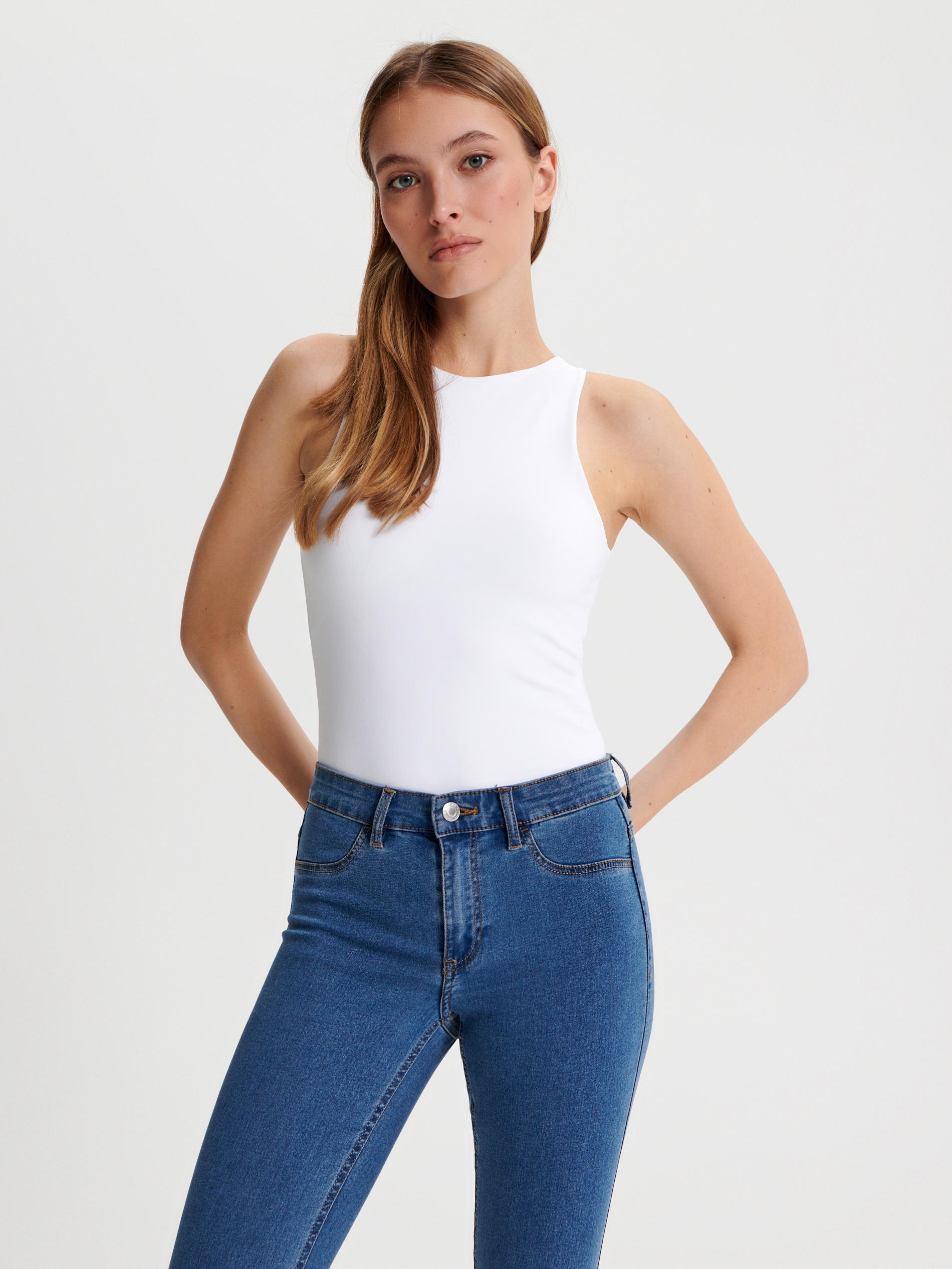 Sinsay - Τζιν παντελόνι skinny με κανονική μέση - μπλε τζιν φωτογραφία