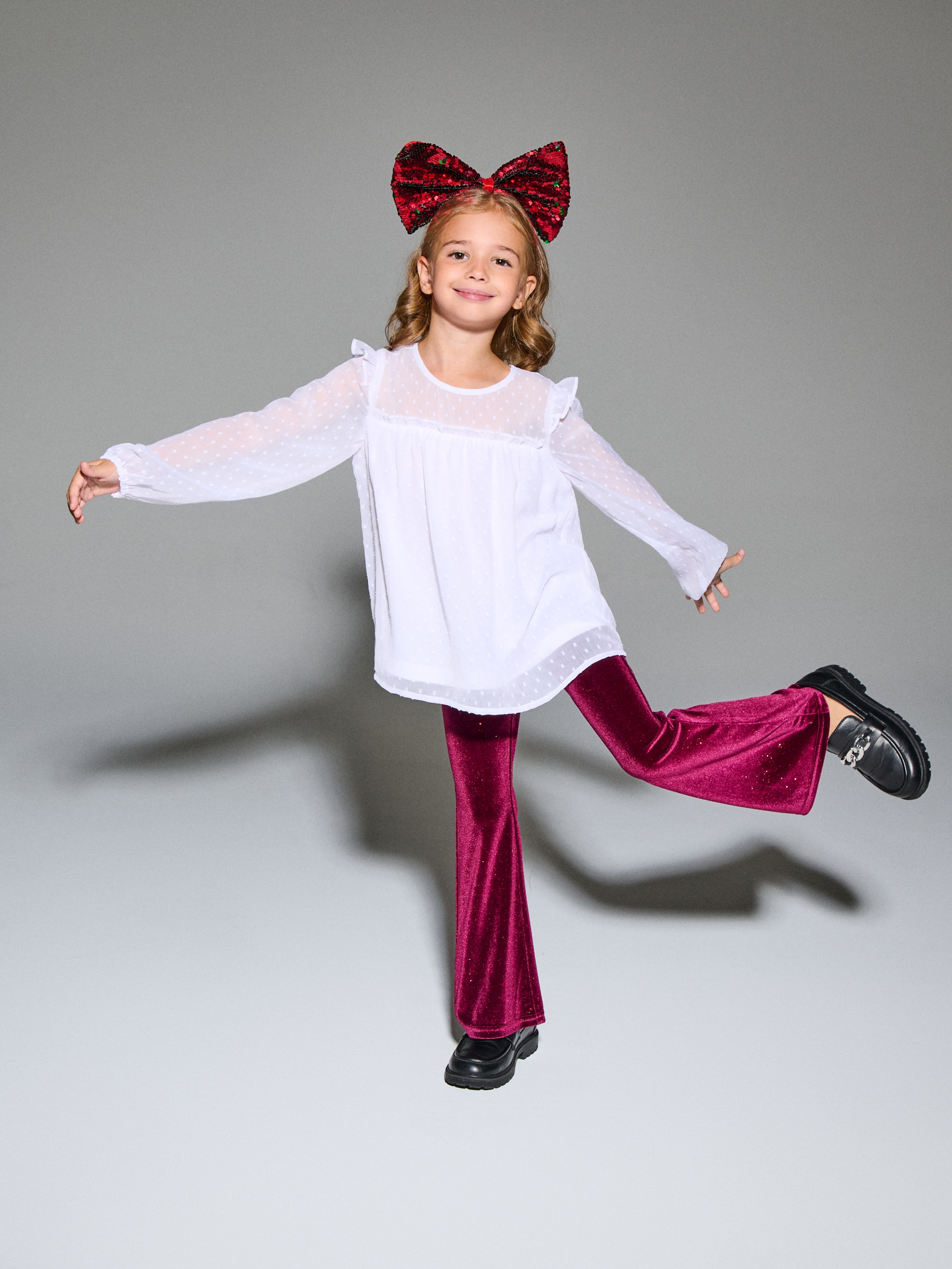 Sinsay - Spodnie dzwony z połyskującą aplikacją - bordowy