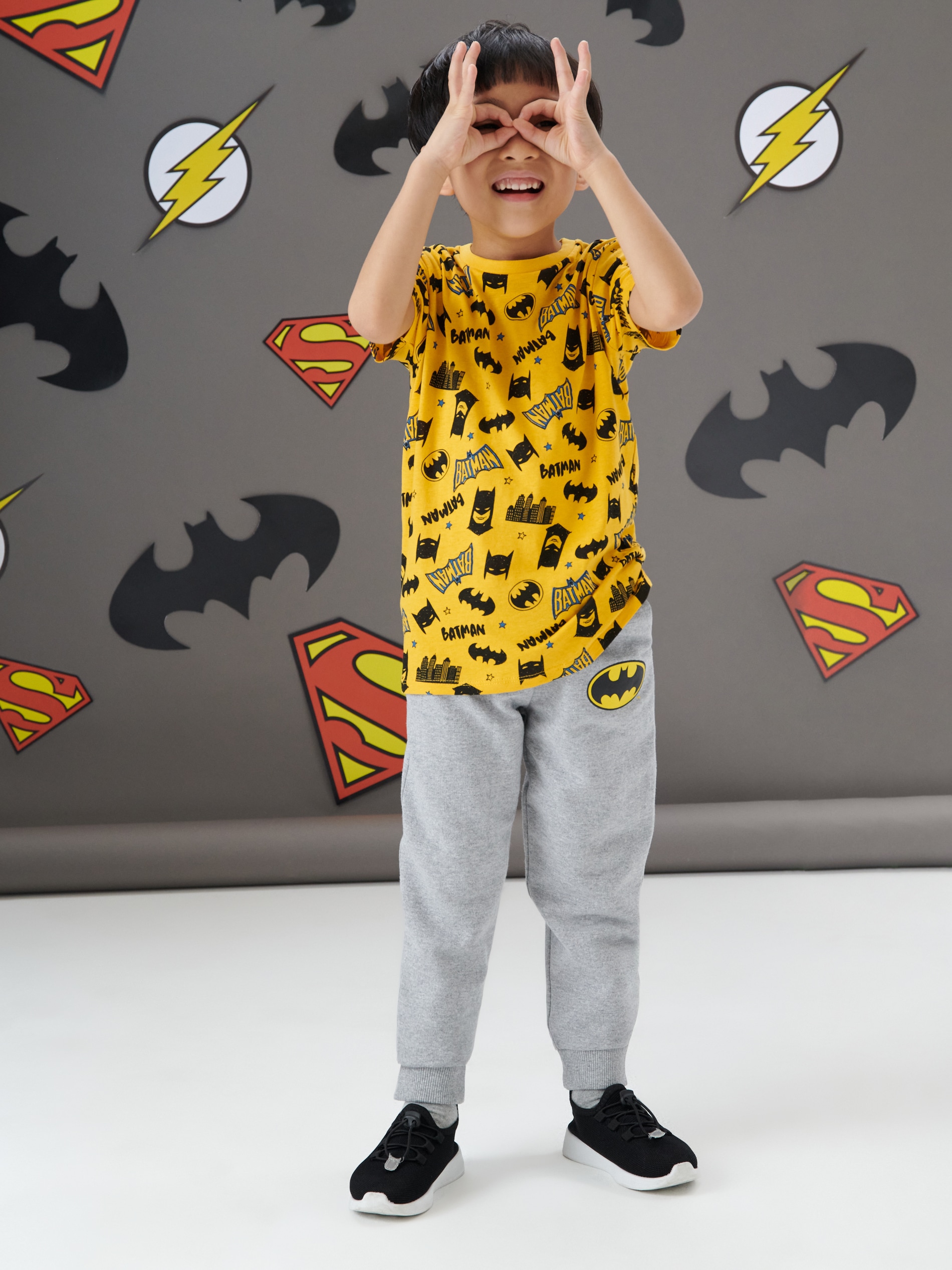 Sinsay - Spodnie dresowe jogger Batman - szary