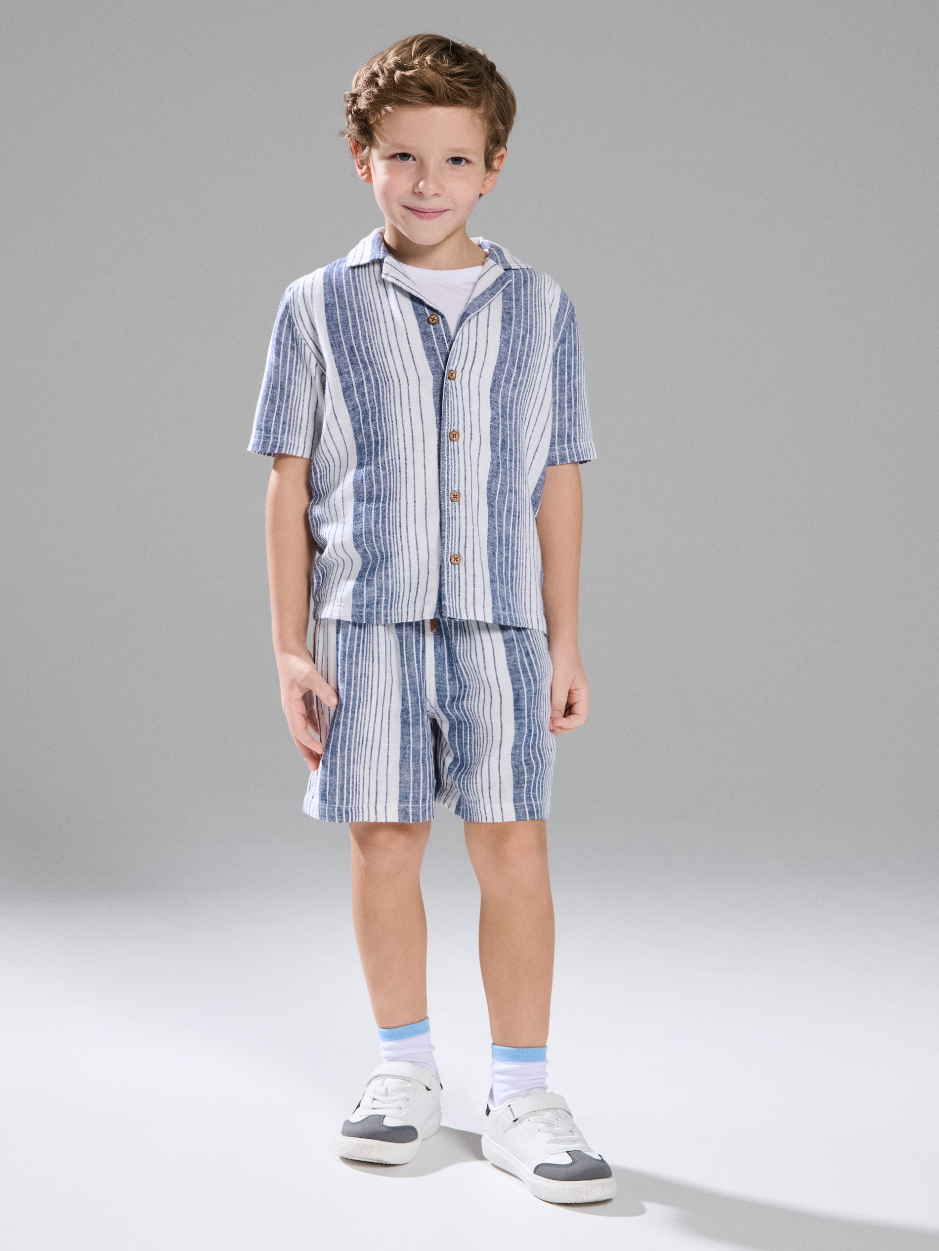 Sinsay - Bawełniane szorty w paski - granatowy