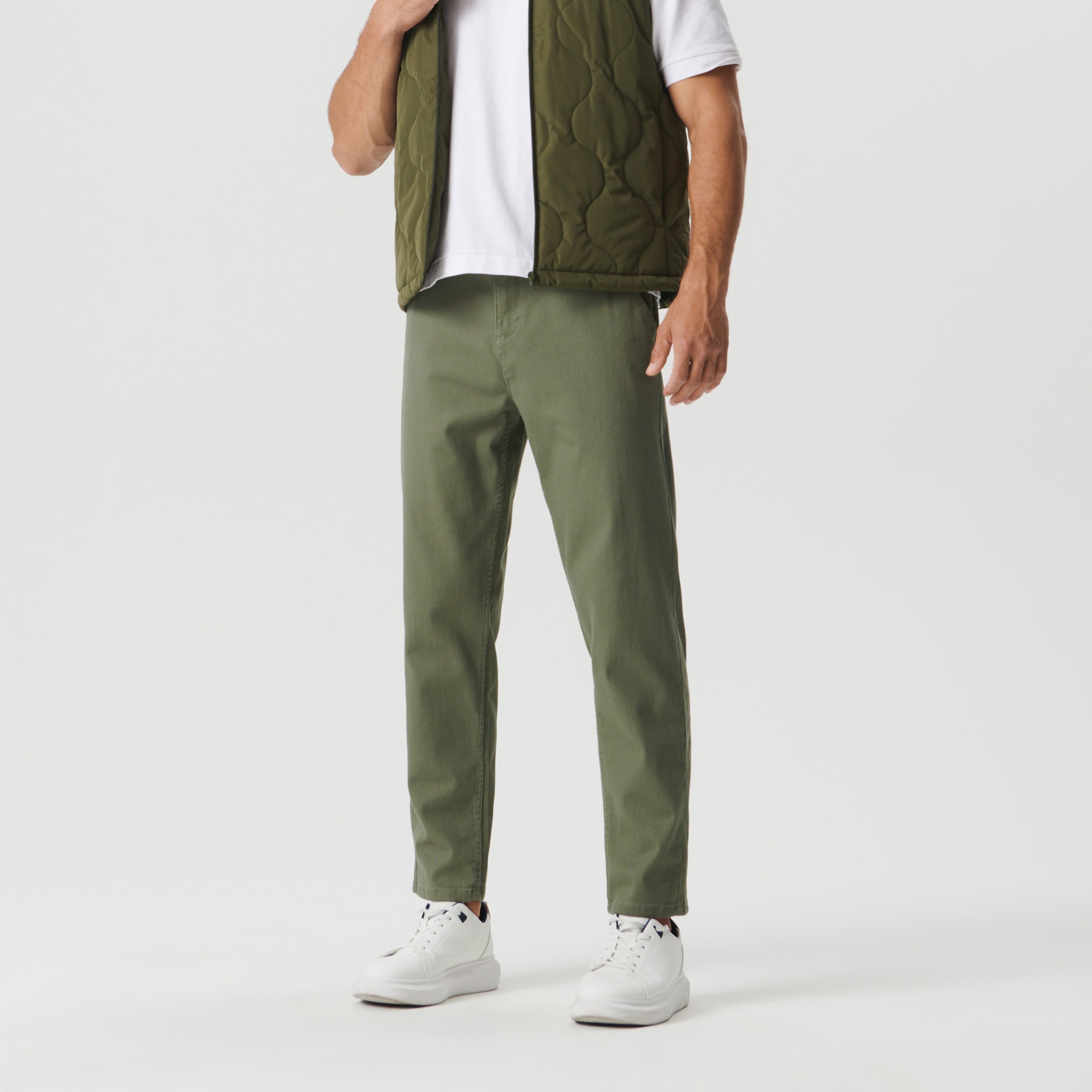 Sinsay - Pantaloni chino relaxed - Verde