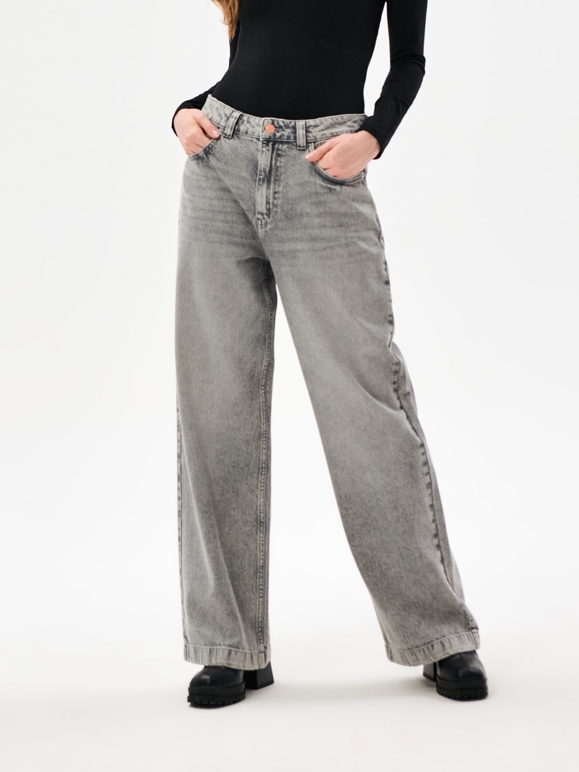 Sinsay - Jeansy baggy - szary