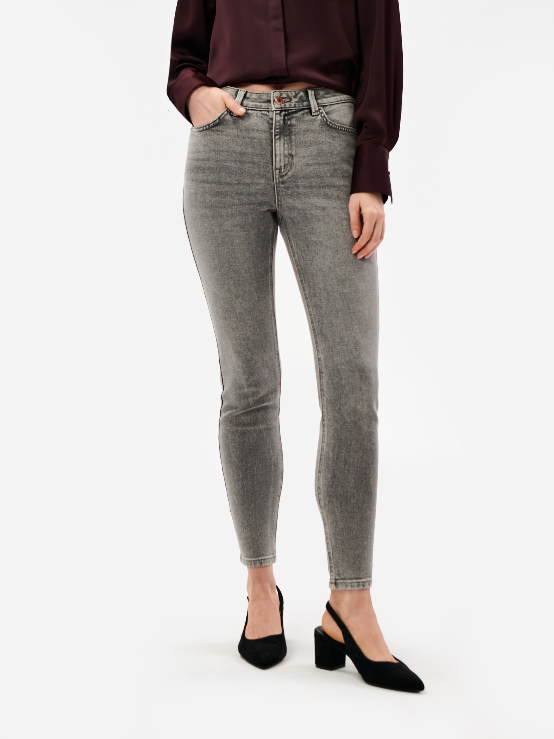 Sinsay - Jeansy slim - szary