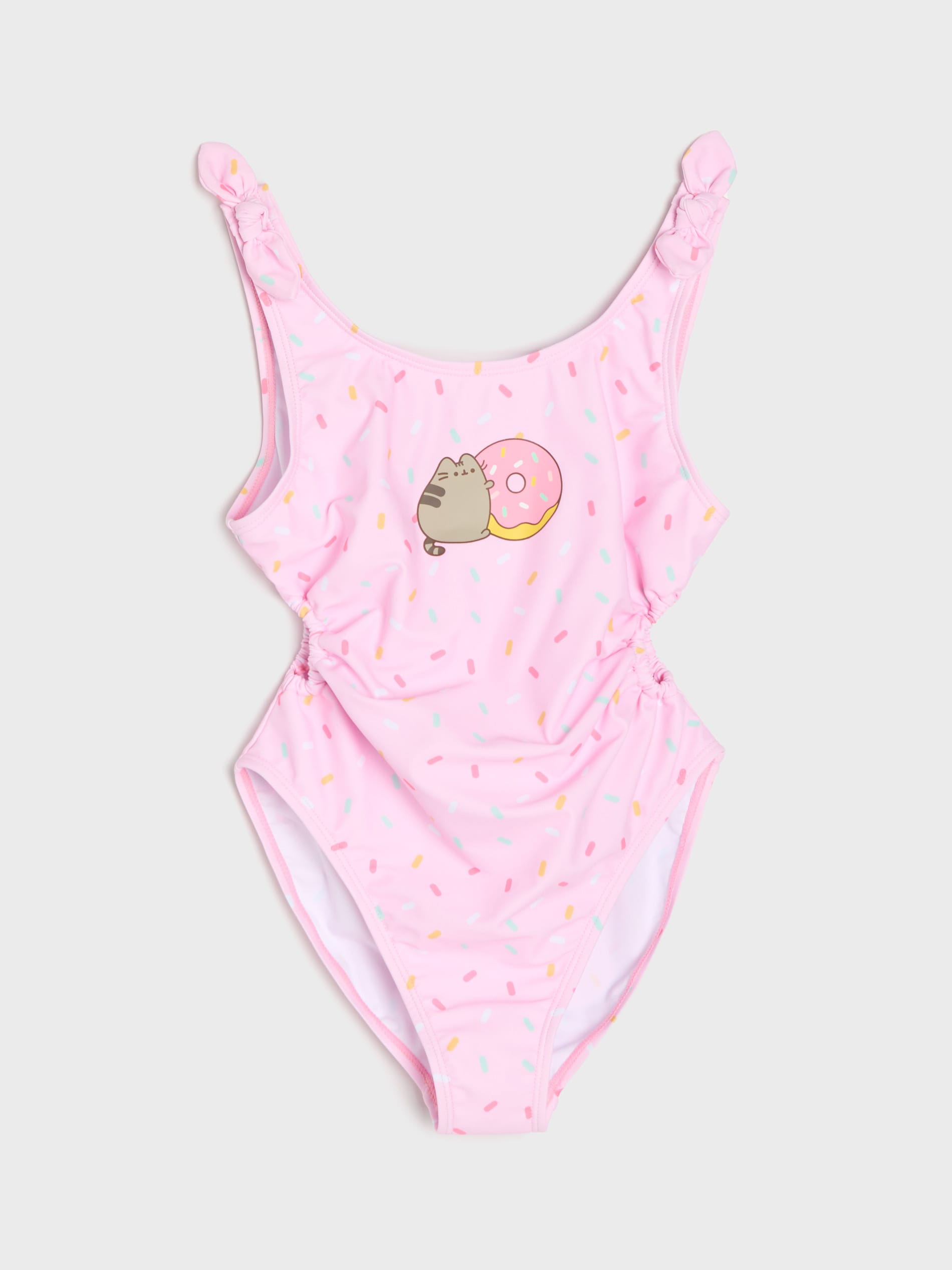 Sinsay - Jednoczęściowy strój kąpielowy z bocznym marszczeniem Pusheen the Cat - różowy