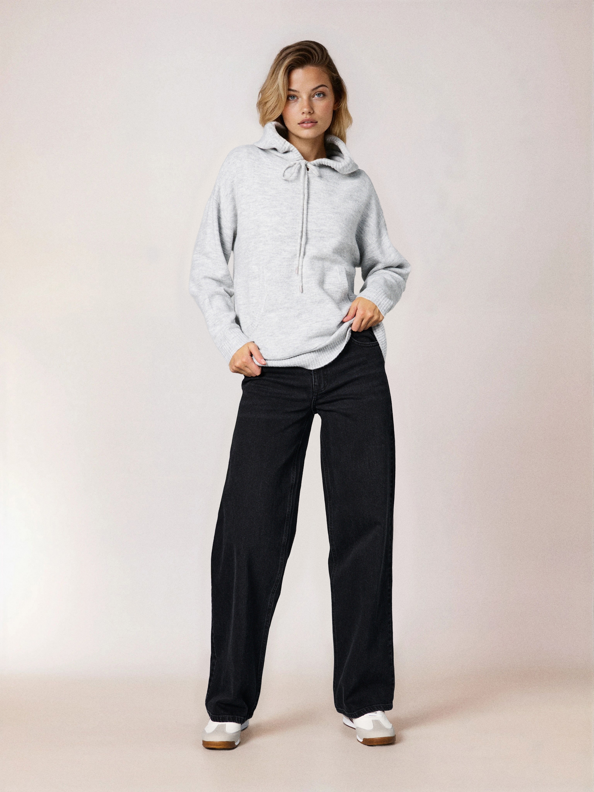 Sinsay - Πουλόβερ με κουκούλα - ανοιχτό γκρι φωτογραφία