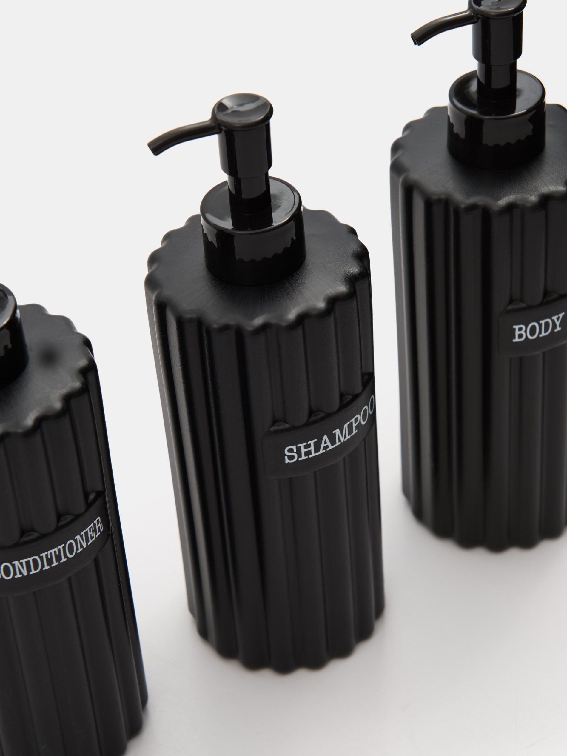 Sinsay - Διανεμητής σαπουνιού - μαυρο φωτογραφία