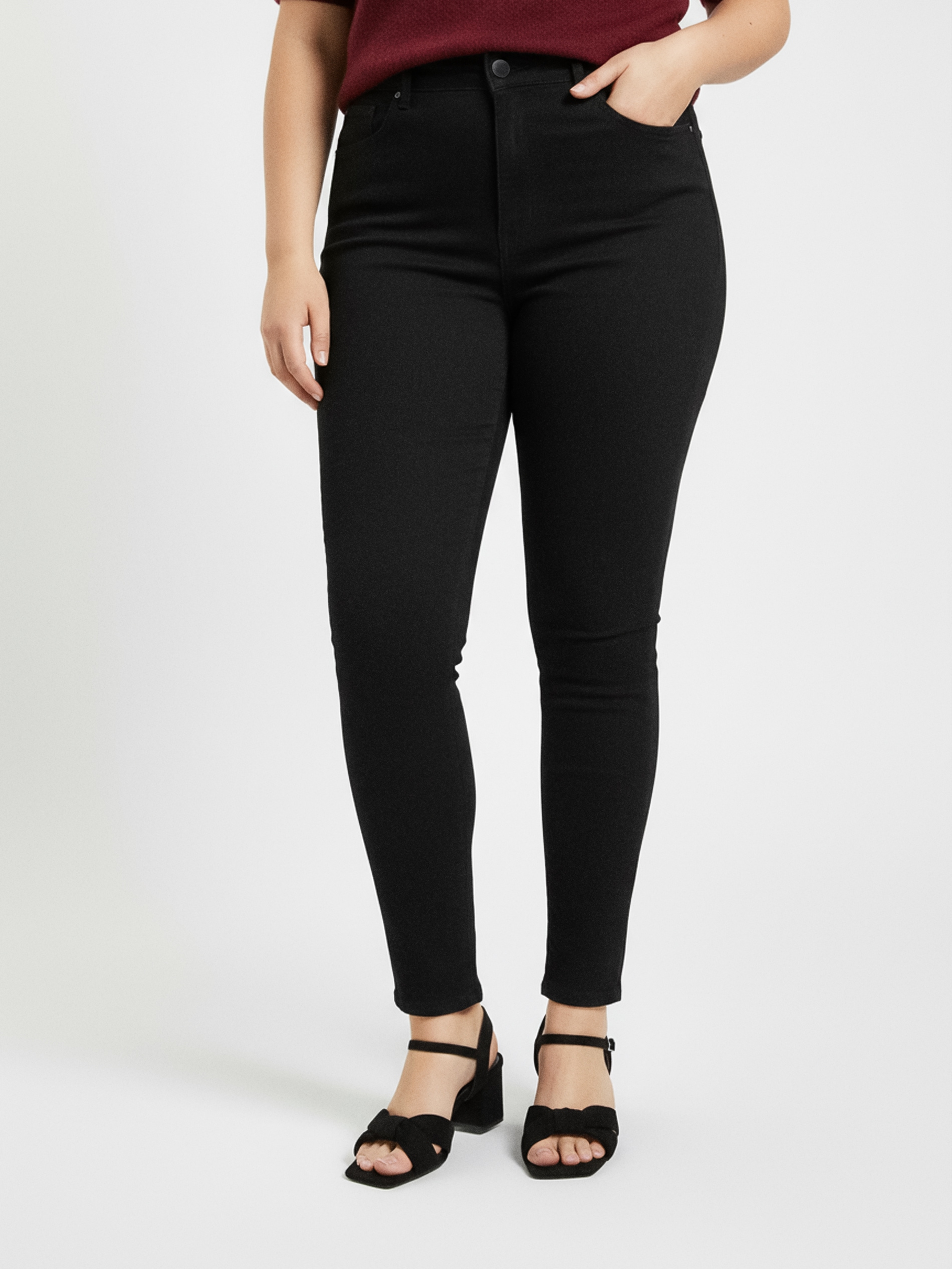Sinsay - Jeansy skinny z wysokim stanem plus size - czarny