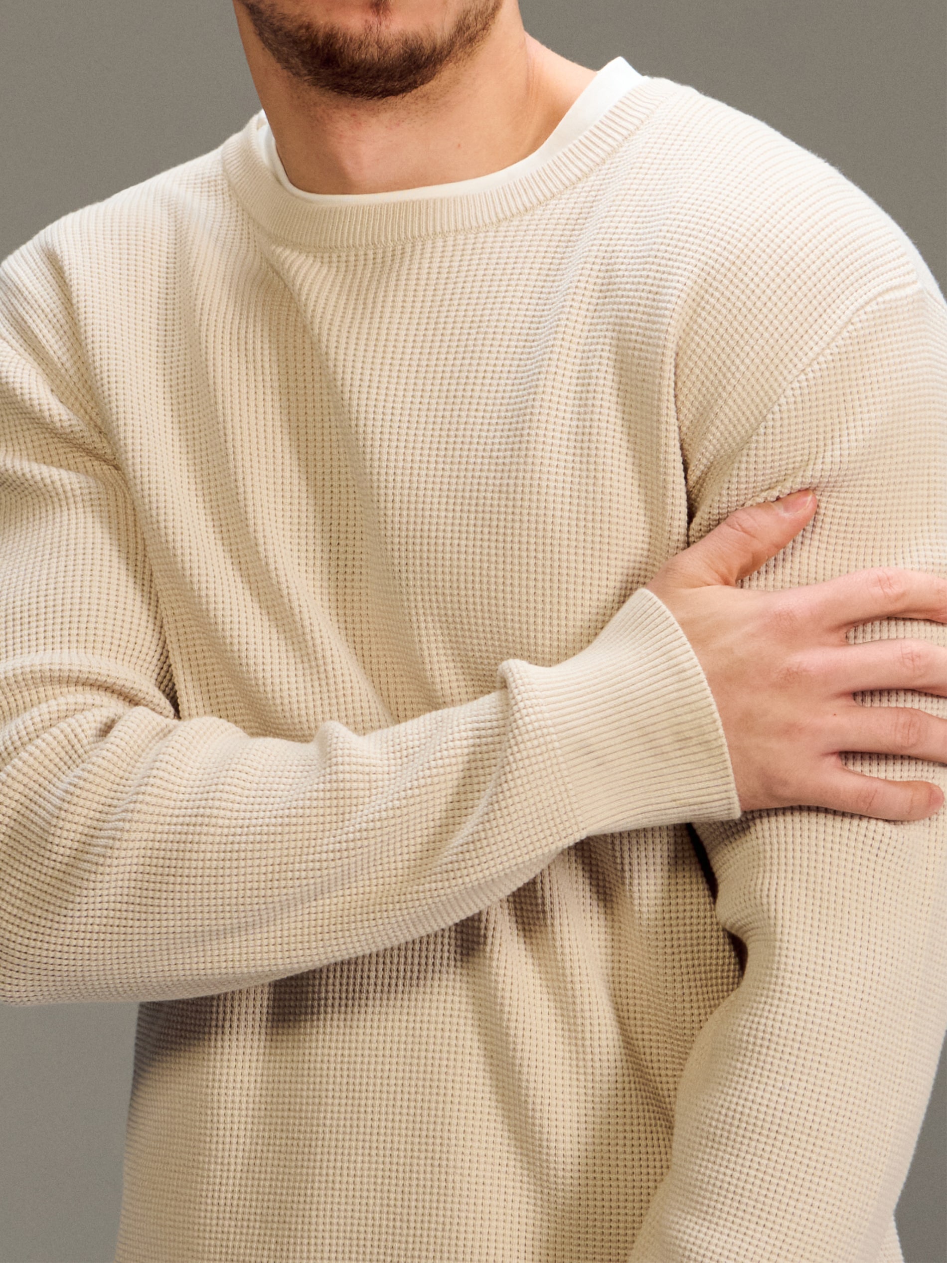 Sinsay - Bawełniany sweter o grubym splocie - kremowy