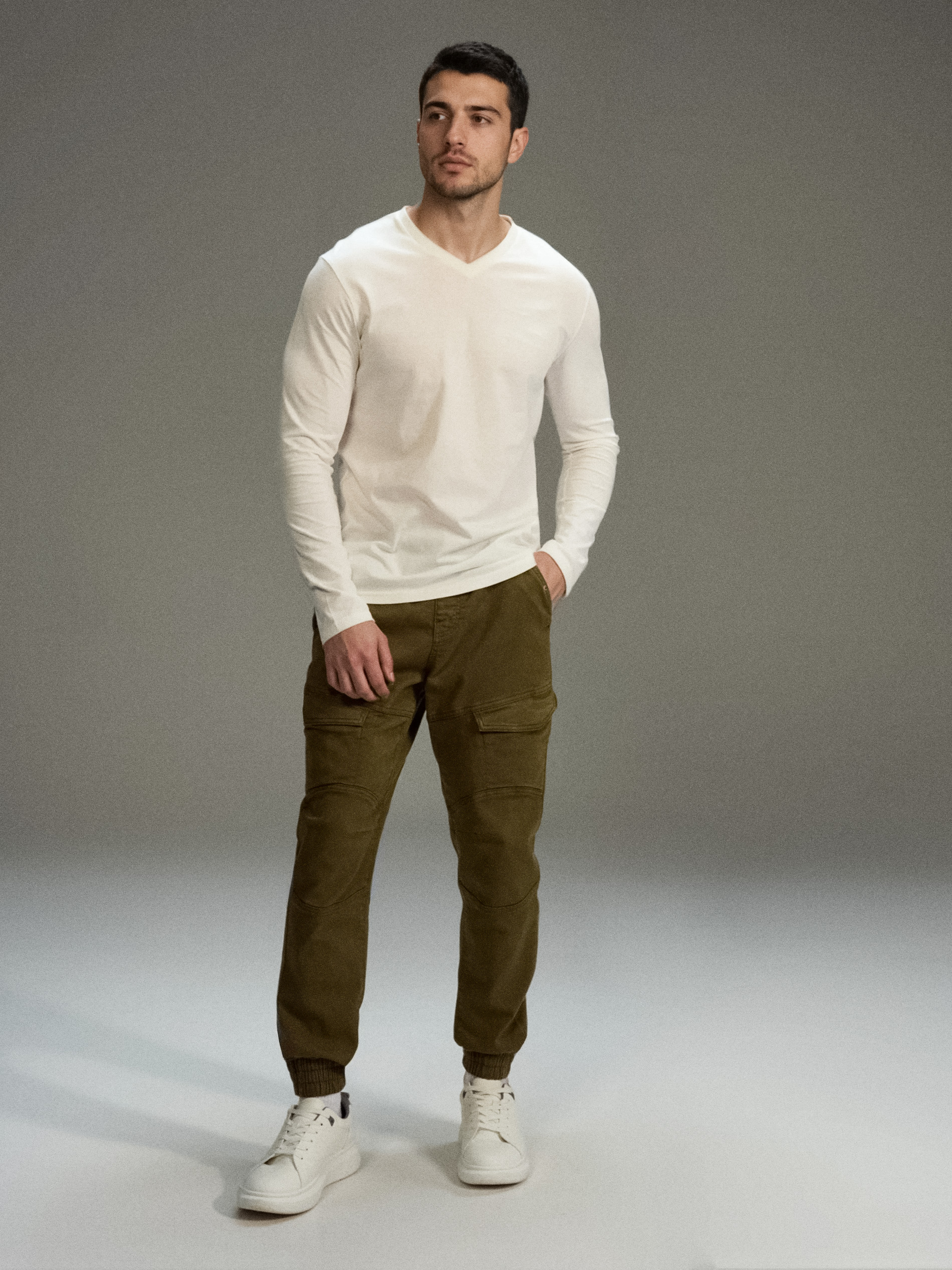 Sinsay - Jeansy jogger - zielony