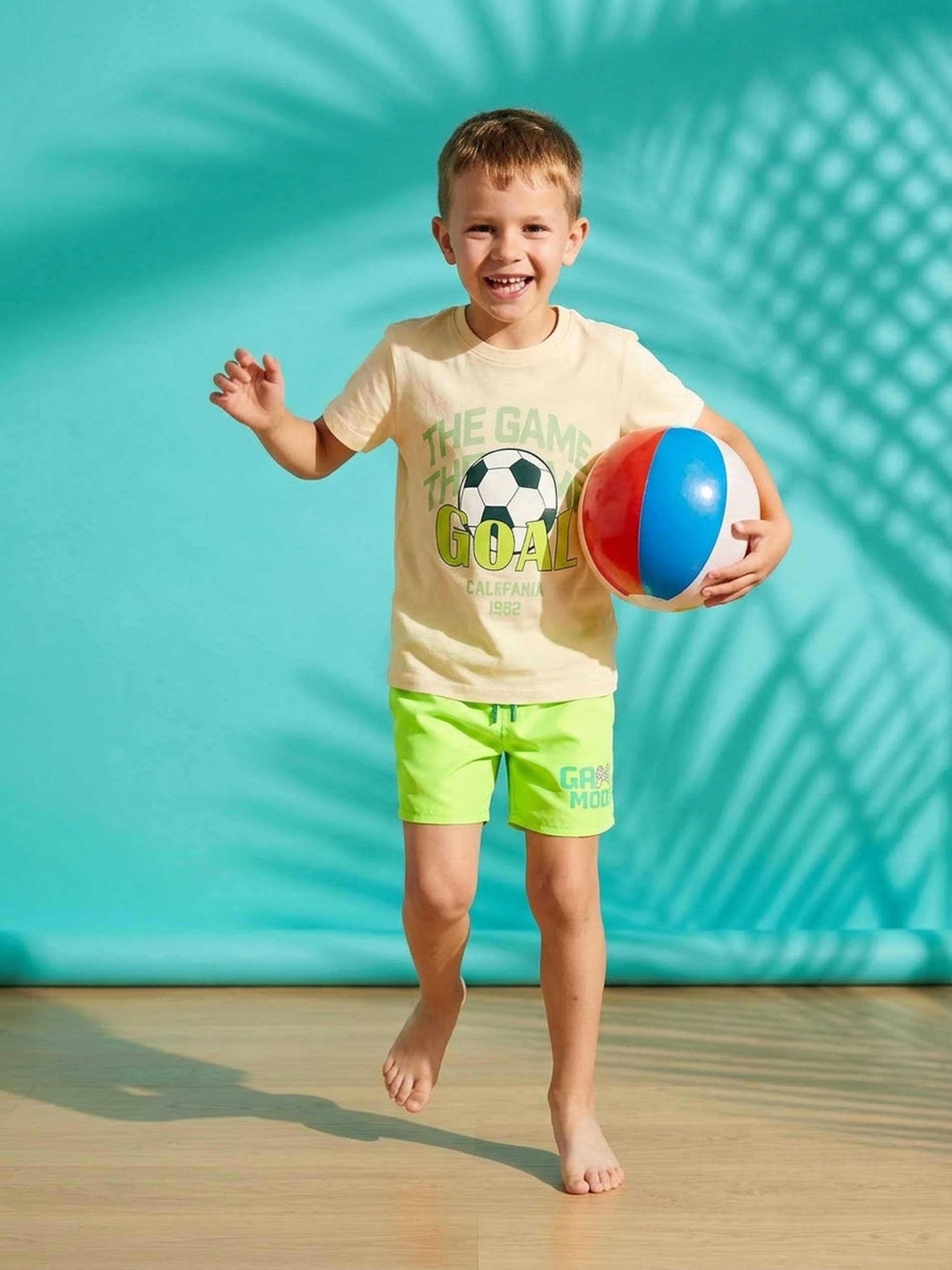 Sinsay - Szorty kąpielowe z odblaskowym nadrukiem Game Mode - zielony