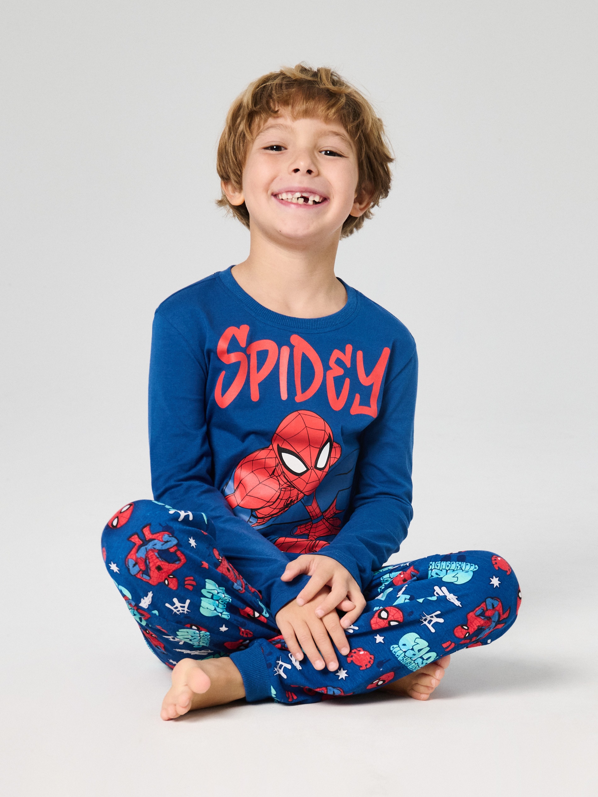 Sinsay - Πιτζάμες δύο τεμαχίων Spider-Man - ναυτικο μπλε φωτογραφία