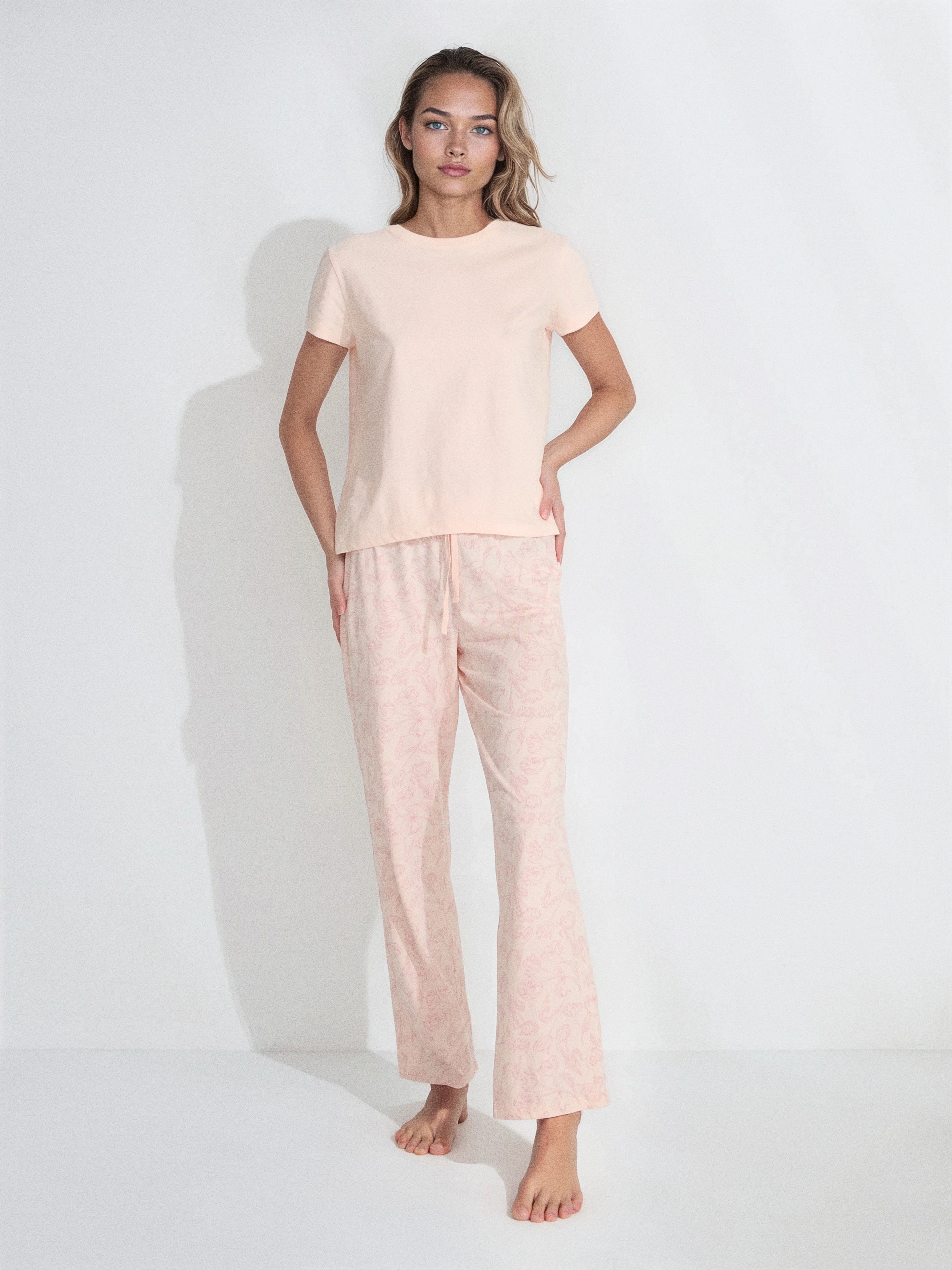 Sinsay - Bawełniana piżama dwuczęściowa z motywem kwiatowym - różowy