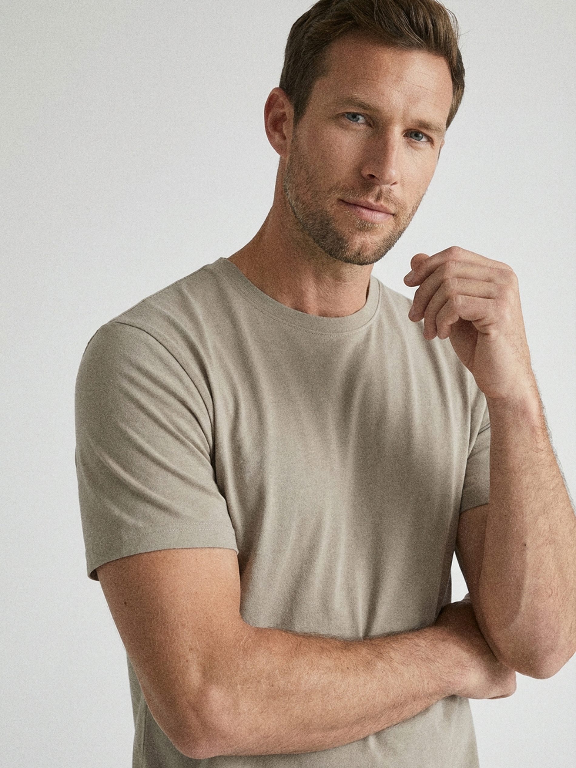 Sinsay - Bawełniana koszulka basic - beżowy