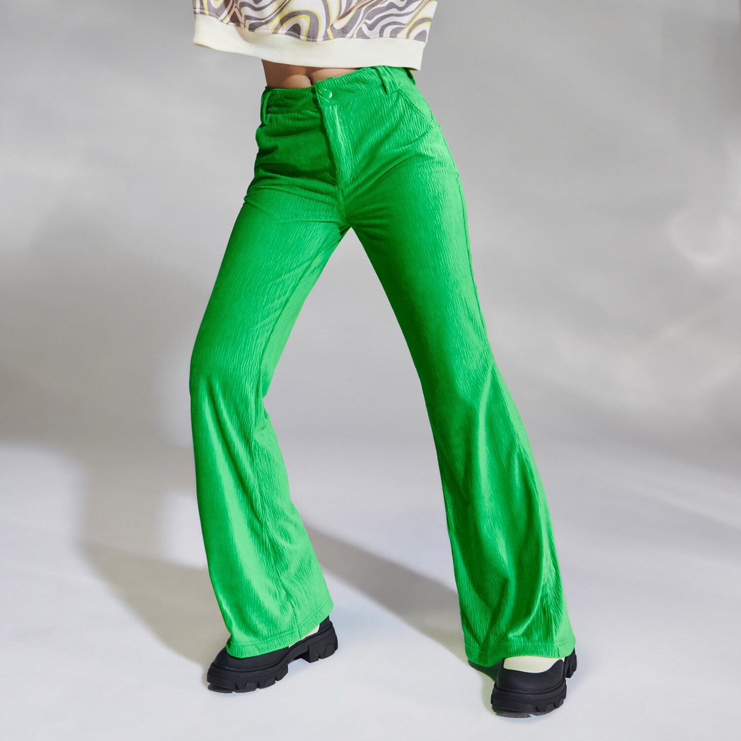 Sinsay - Pantaloni flare - Verde