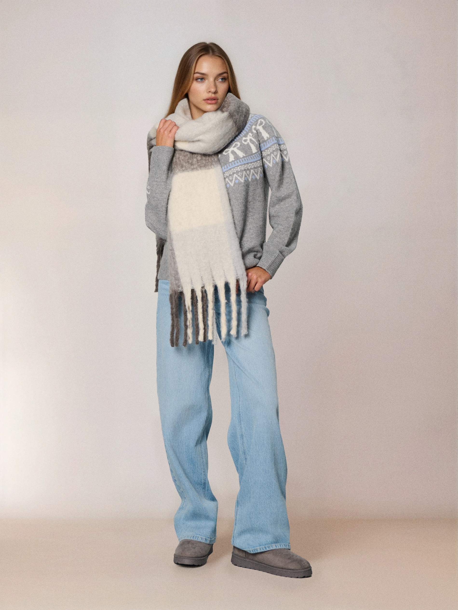 Sinsay - Πουλόβερ με χριστουγεννιάτικο σχέδιο, μείγμα μαλλιού - σκουρο γκρι φωτογραφία