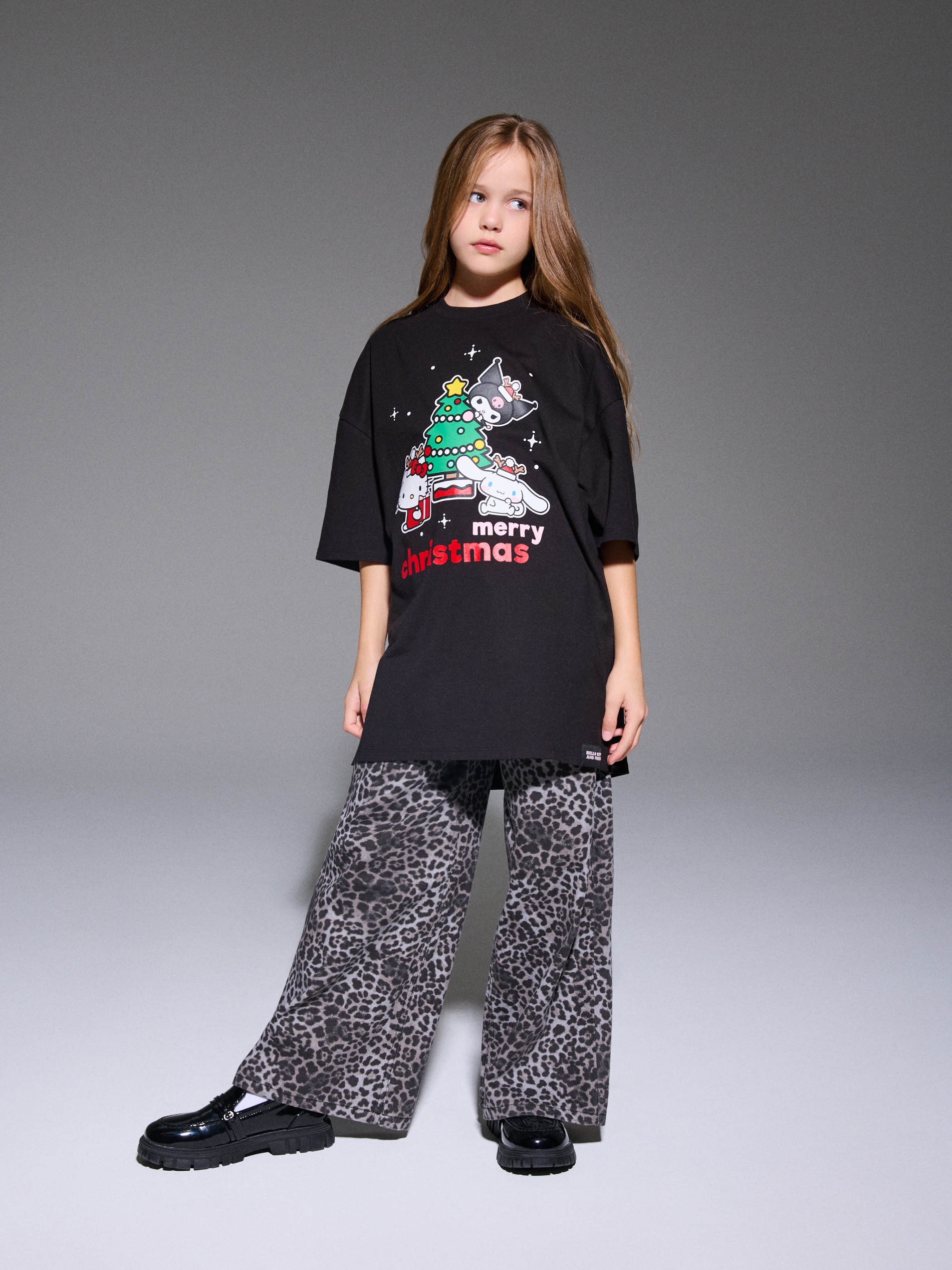 Sinsay - Bawełniana koszulka z nadrukiem Hello Kitty - czarny