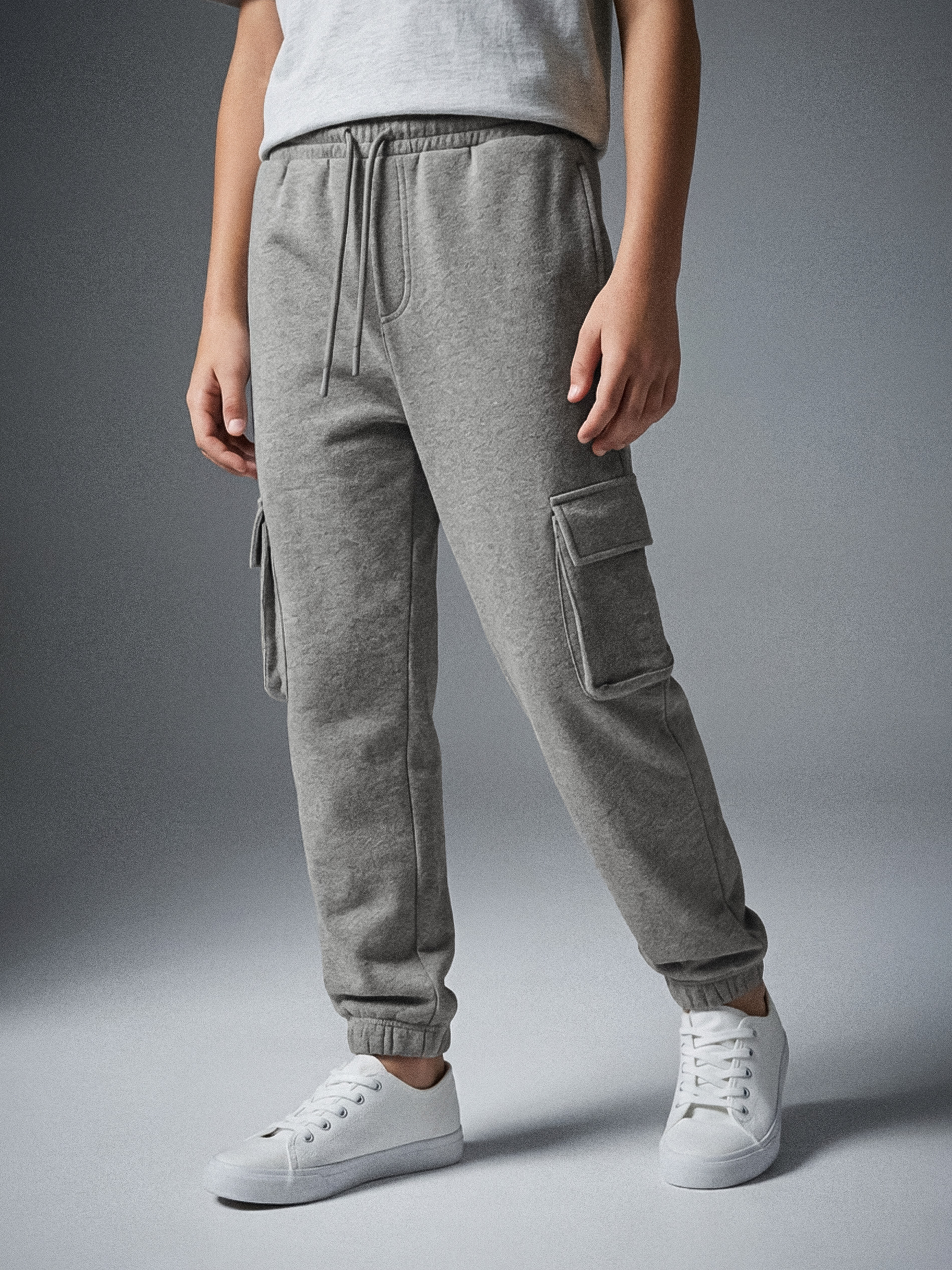 Sinsay - Spodnie dresowe loose - szary
