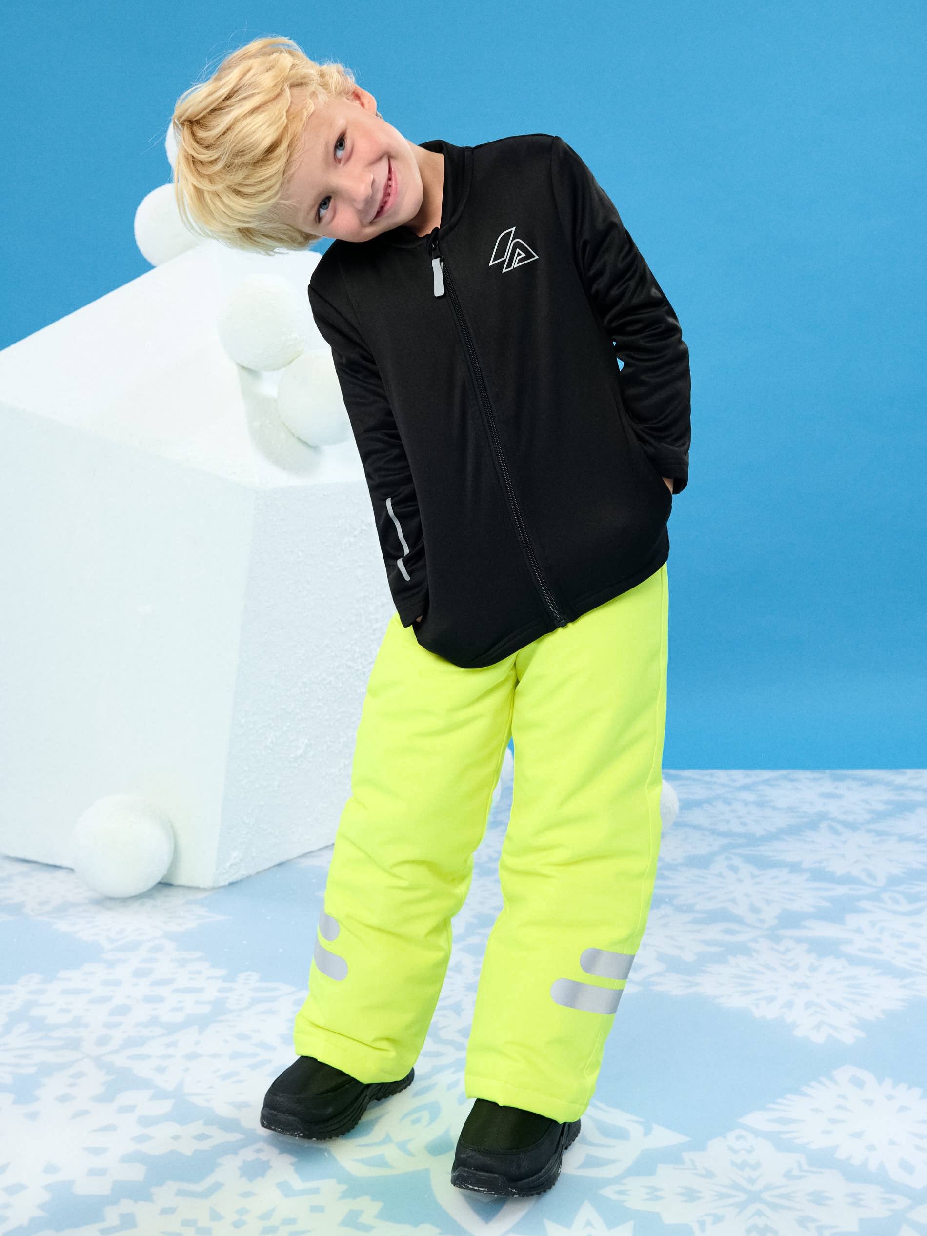 Sinsay - Φόρμα με ανακλαστικό σχέδιο Active - μαυρο φωτογραφία