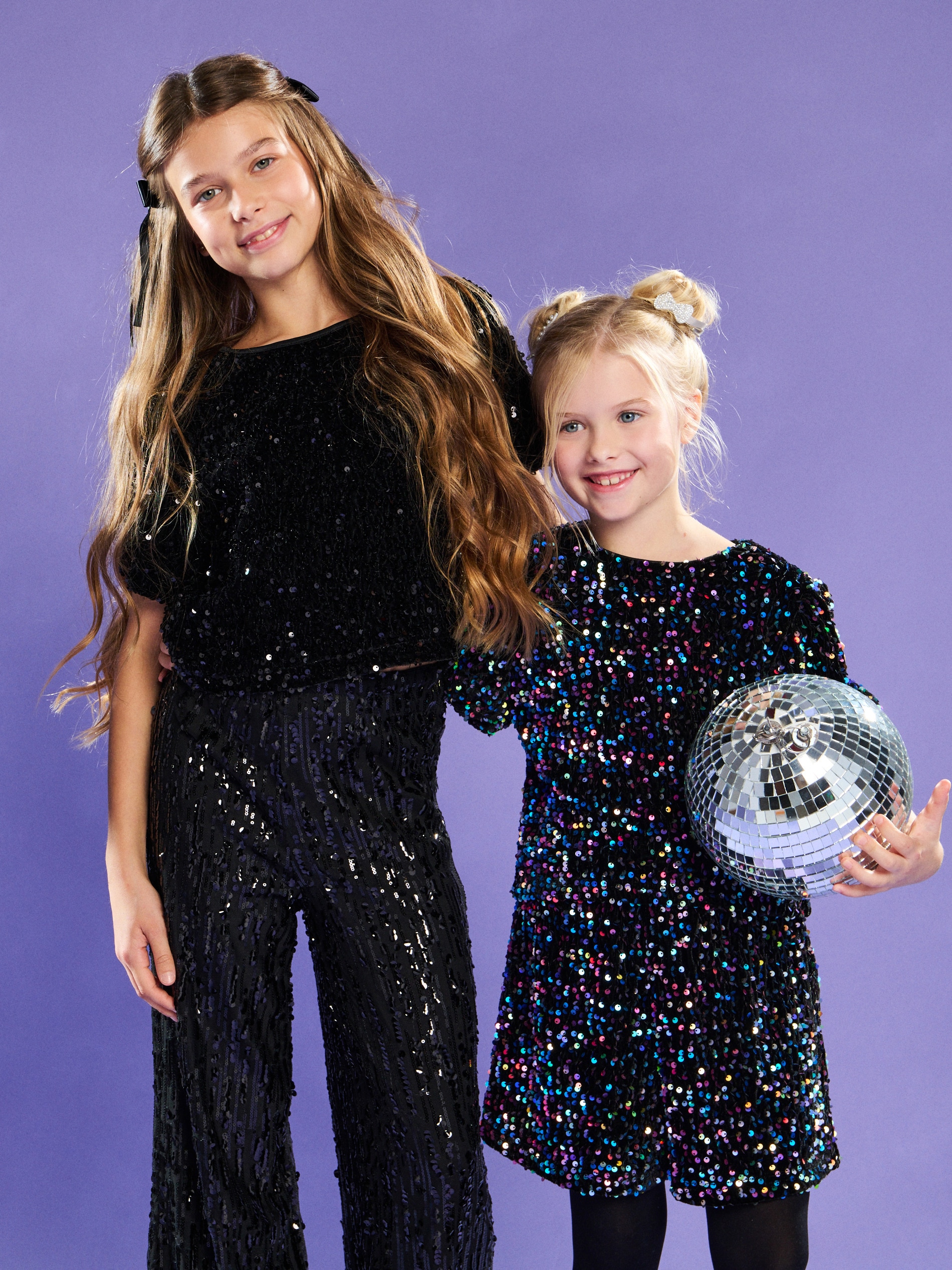 Sinsay - Κομψή μπλούζα με λαμπερές παγιέτες - μαυρο φωτογραφία