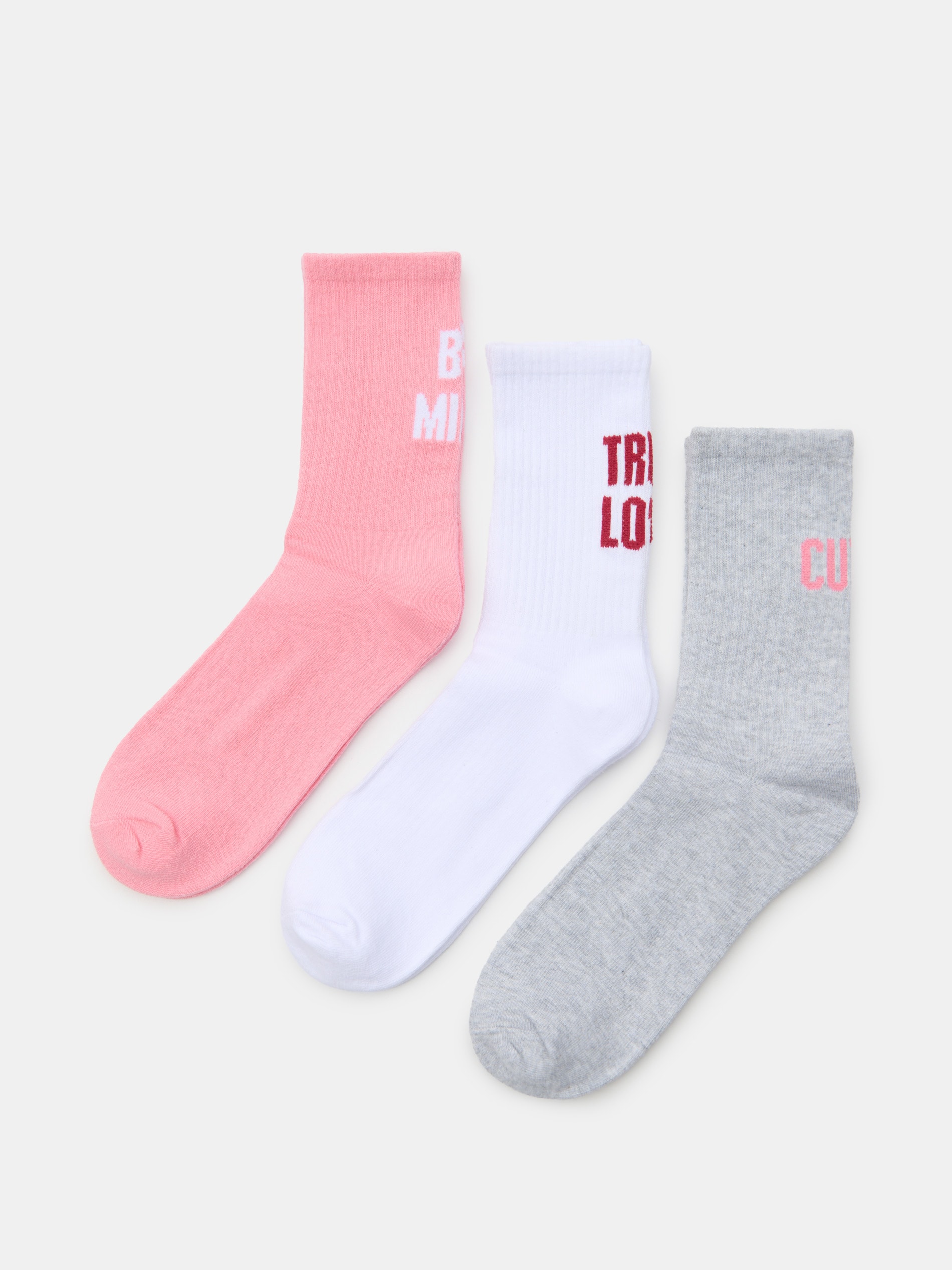 Sinsay - Prążkowane skarpetki z motywem walentynkowym 3 pack - biały