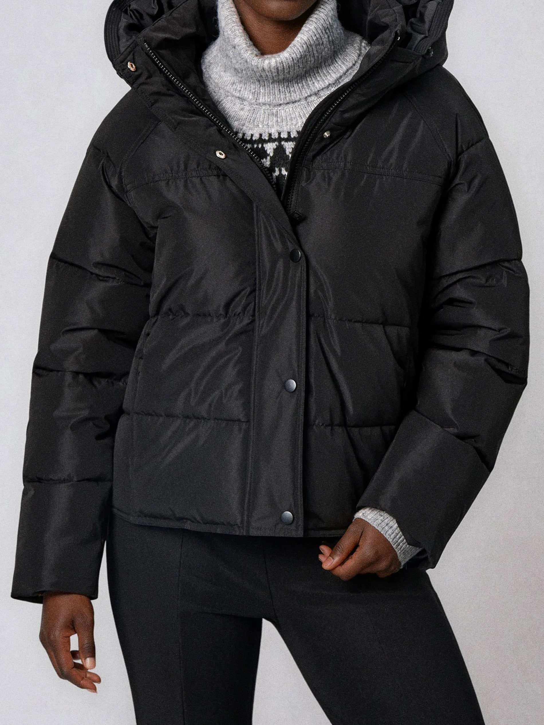 Sinsay - Καπιτονέ μπουφάν puffer με κουκούλα - μαυρο φωτογραφία