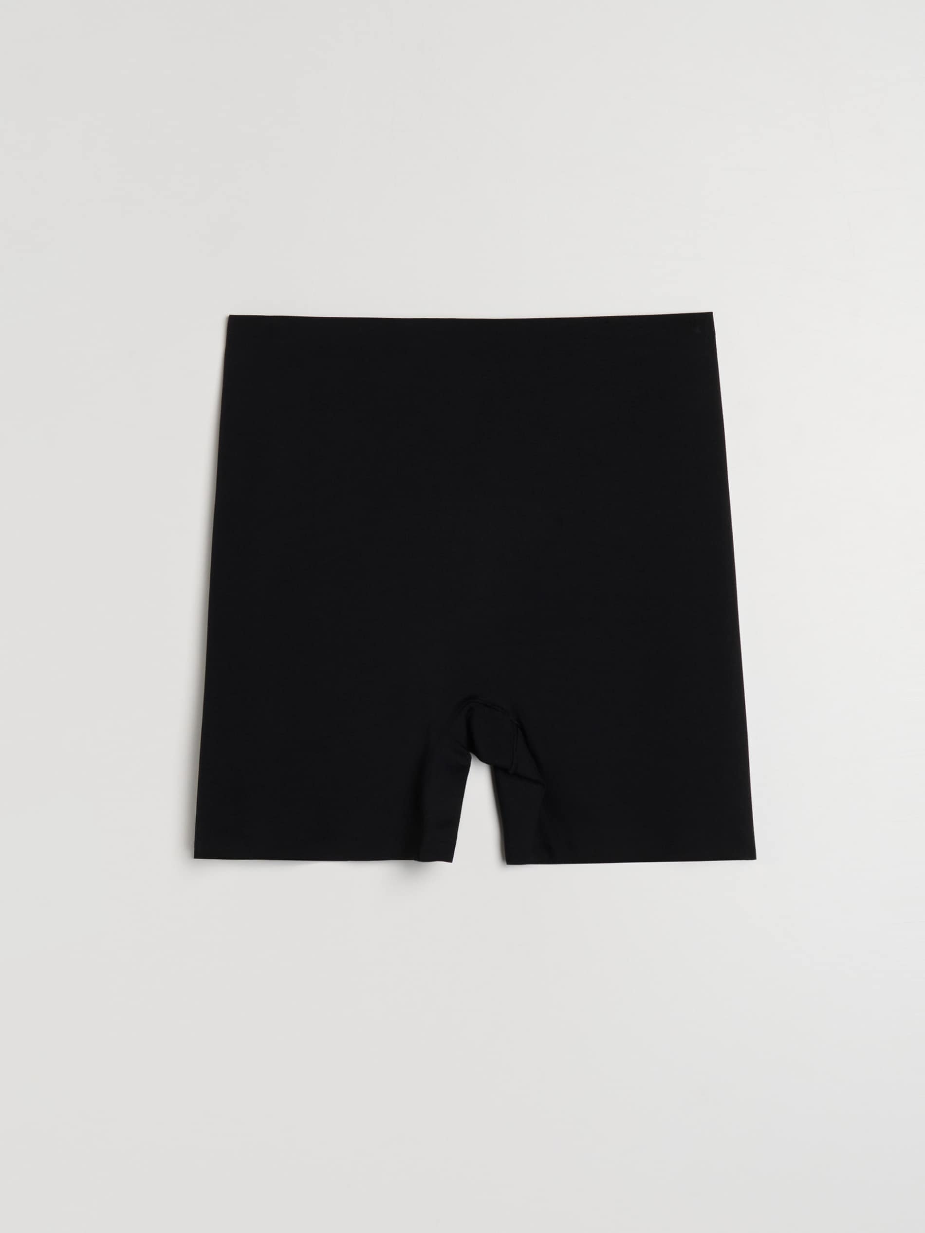 Sinsay - Szorty modelujące z silikonową taśmą na nogawkach - czarny