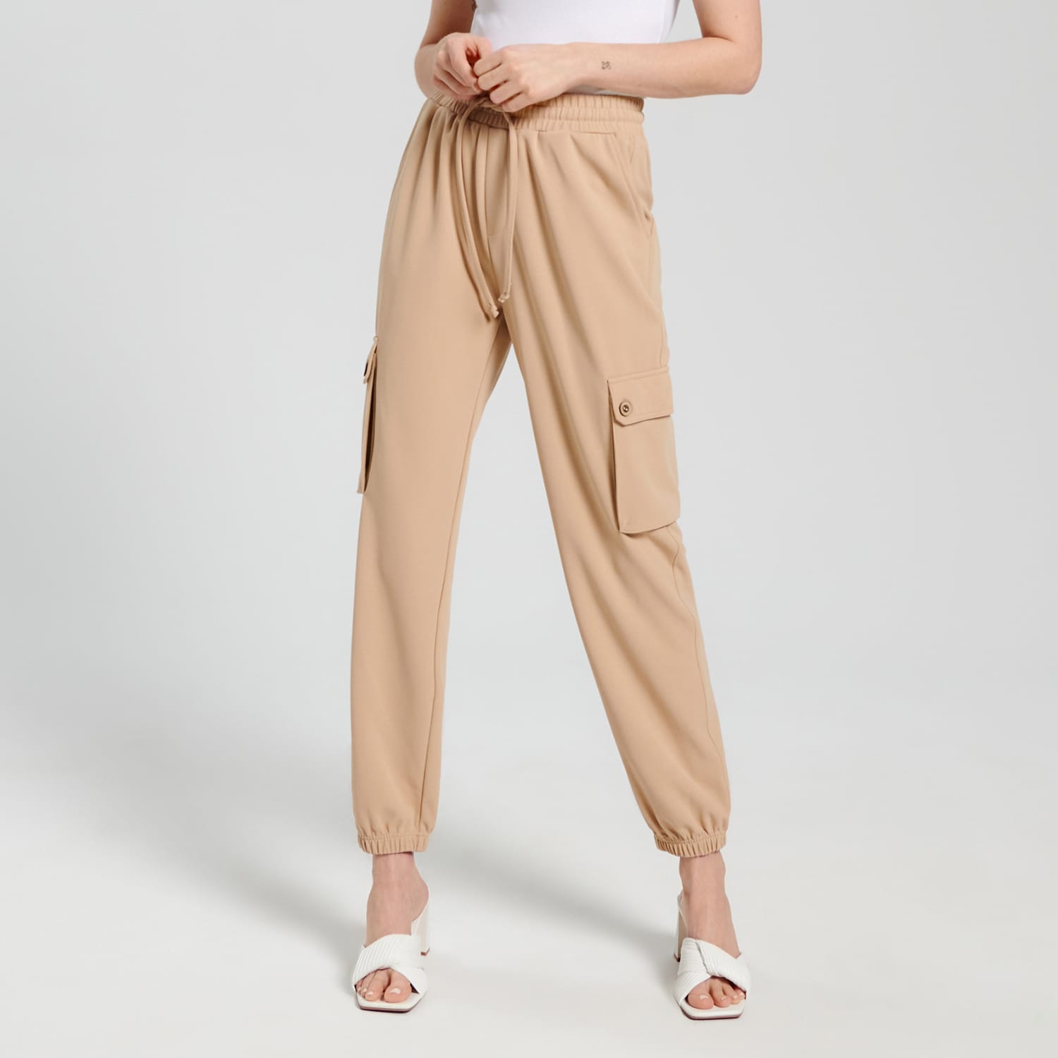 Sinsay - Pantaloni jogger - Bej