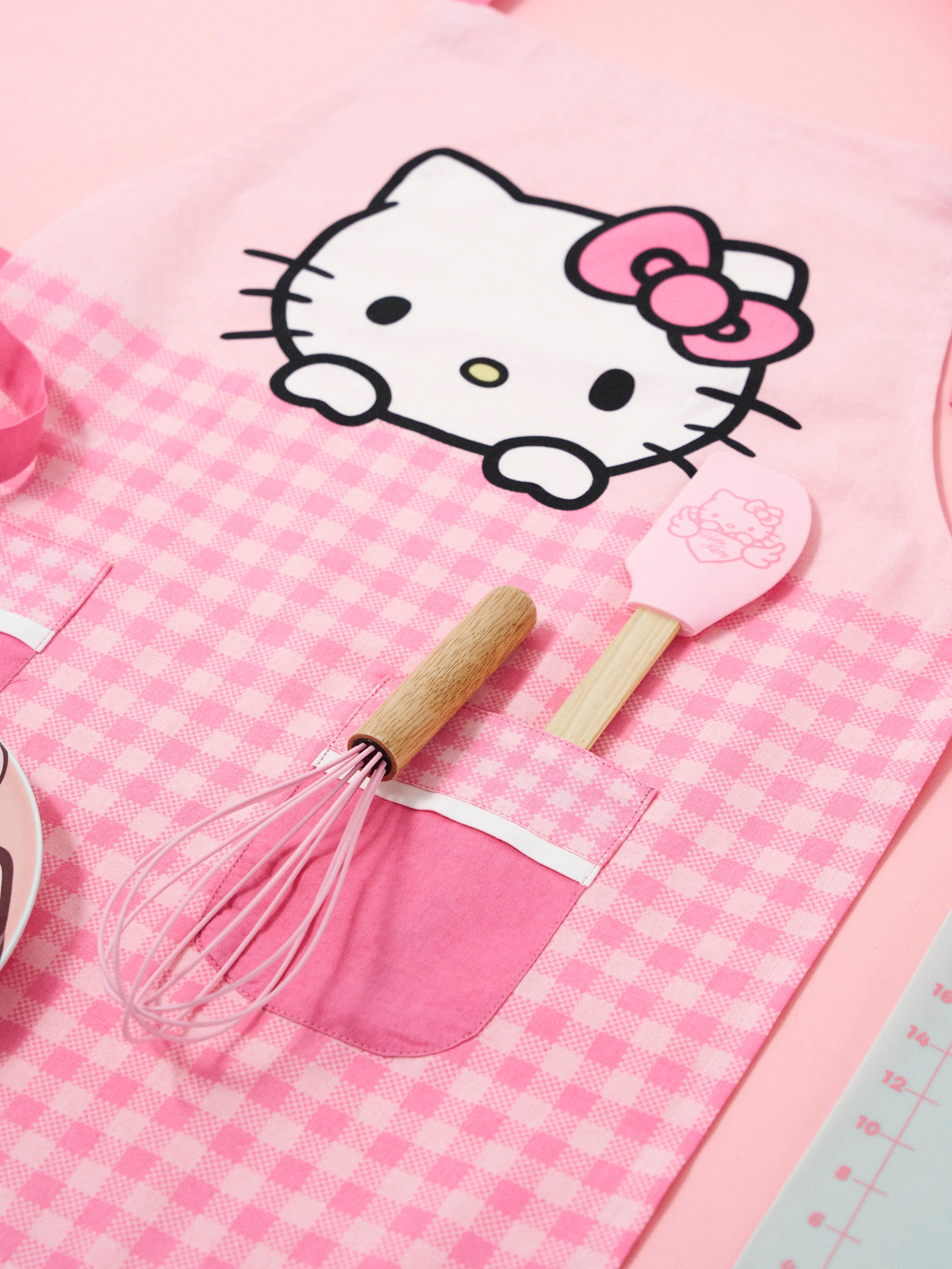 Zestaw kuchenny: trzepaczka i szpatyłka Hello Kitty