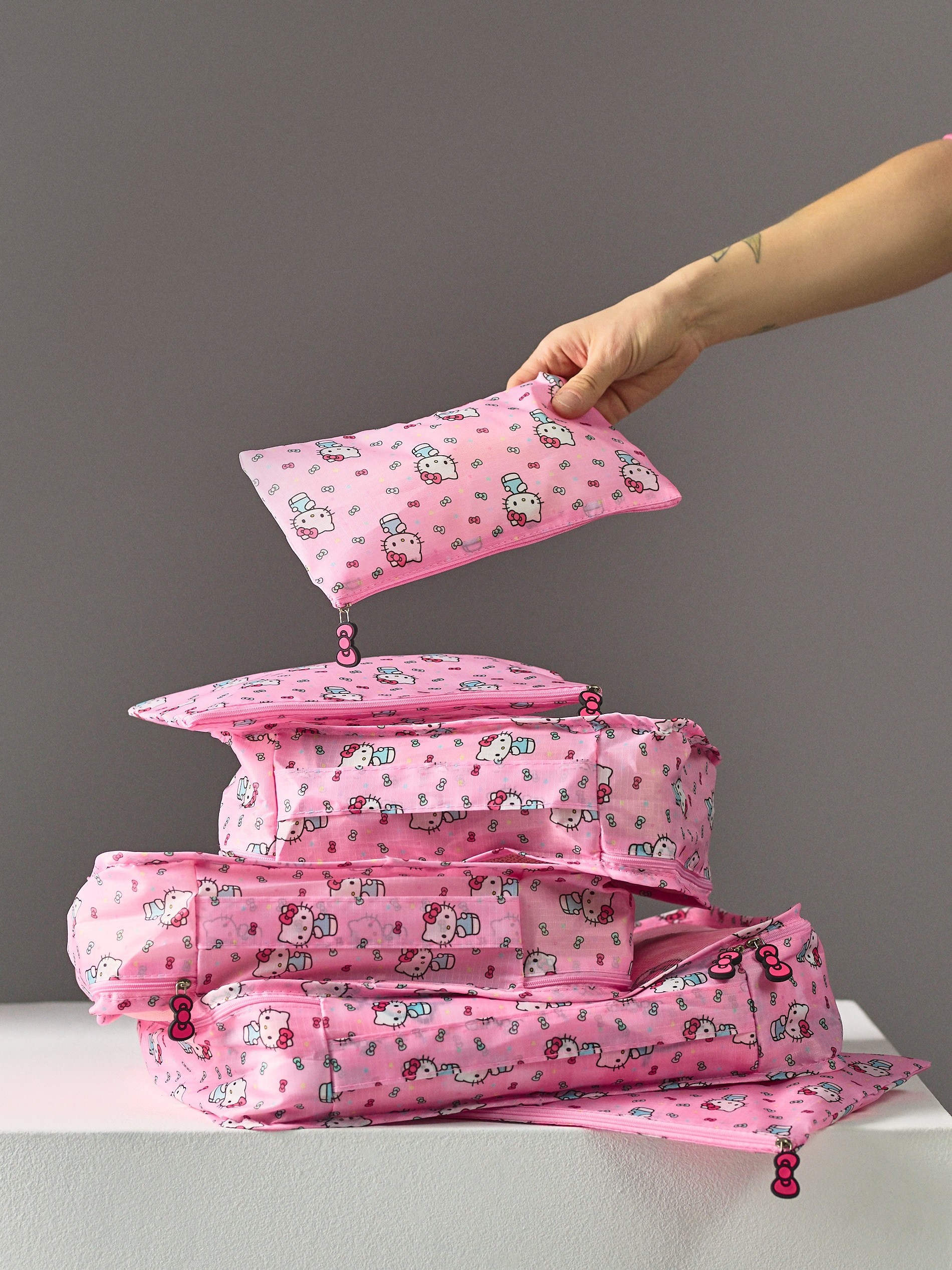 Zestaw organizerów do walizki 6 pack Hello Kitty