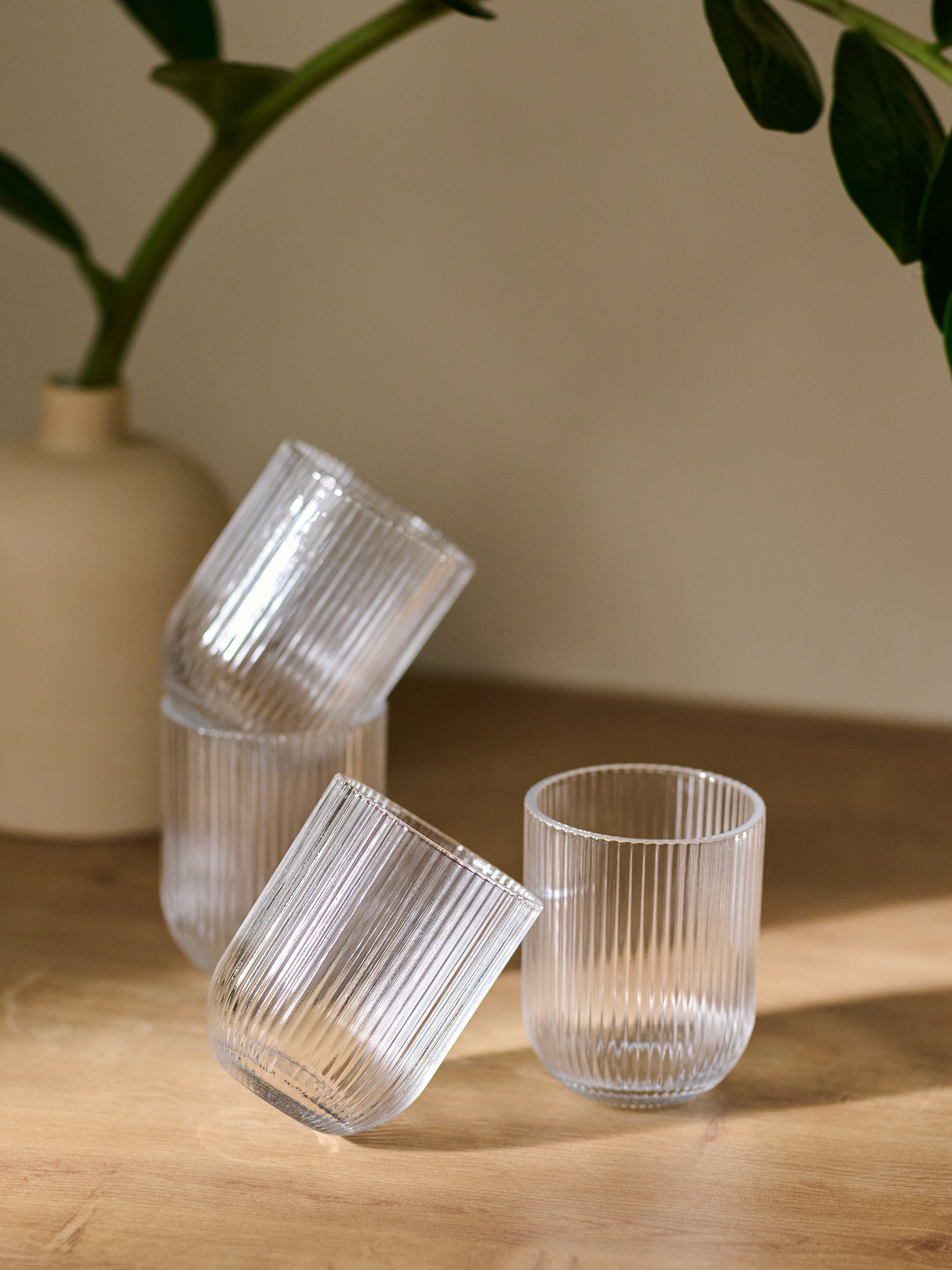 Sinsay - Ποτήρια με ραβδώσεις, σετ 4 τεμαχίων - λευκο φωτογραφία