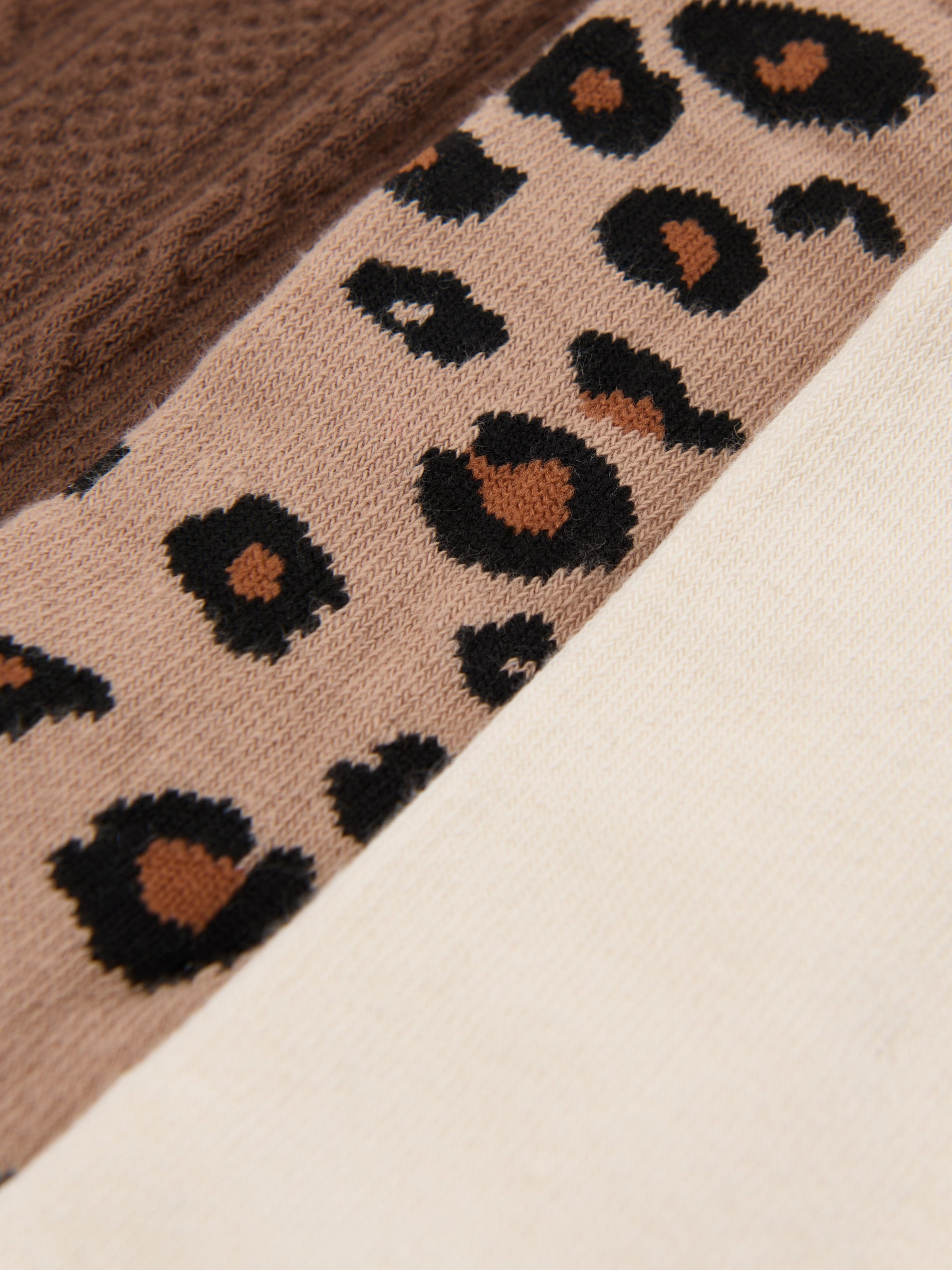 Sinsay - Σετ με 3 ζεύγη κάλτσες - μπεζ φωτογραφία