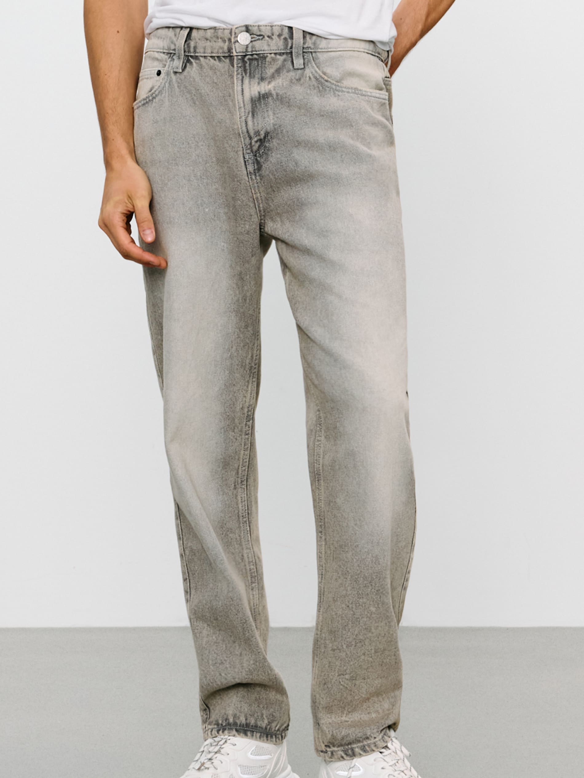 Sinsay - Spodnie jeansowe - kremowy