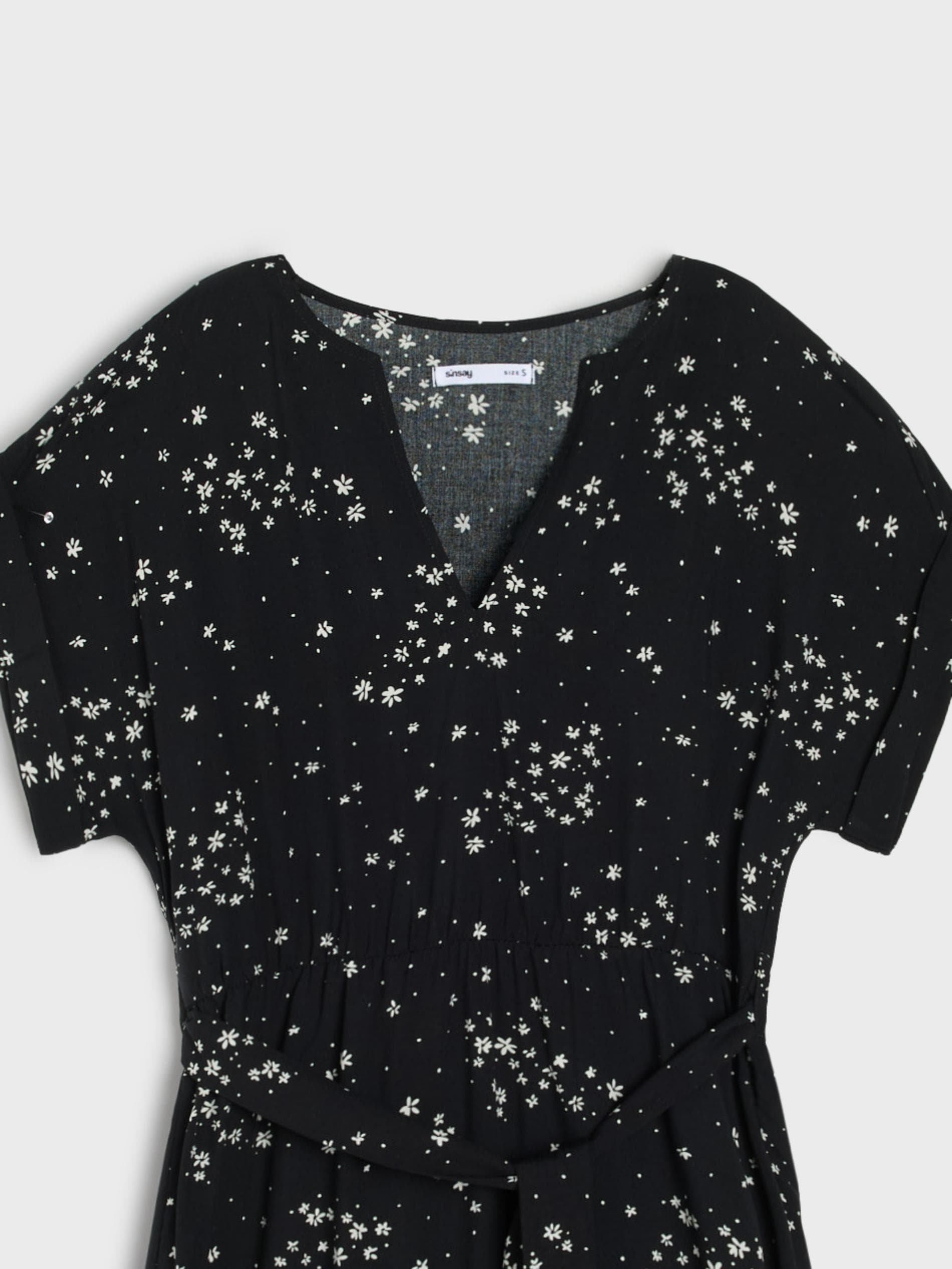 Sinsay - Midi φλοράλ φόρεμα - μαυρο φωτογραφία