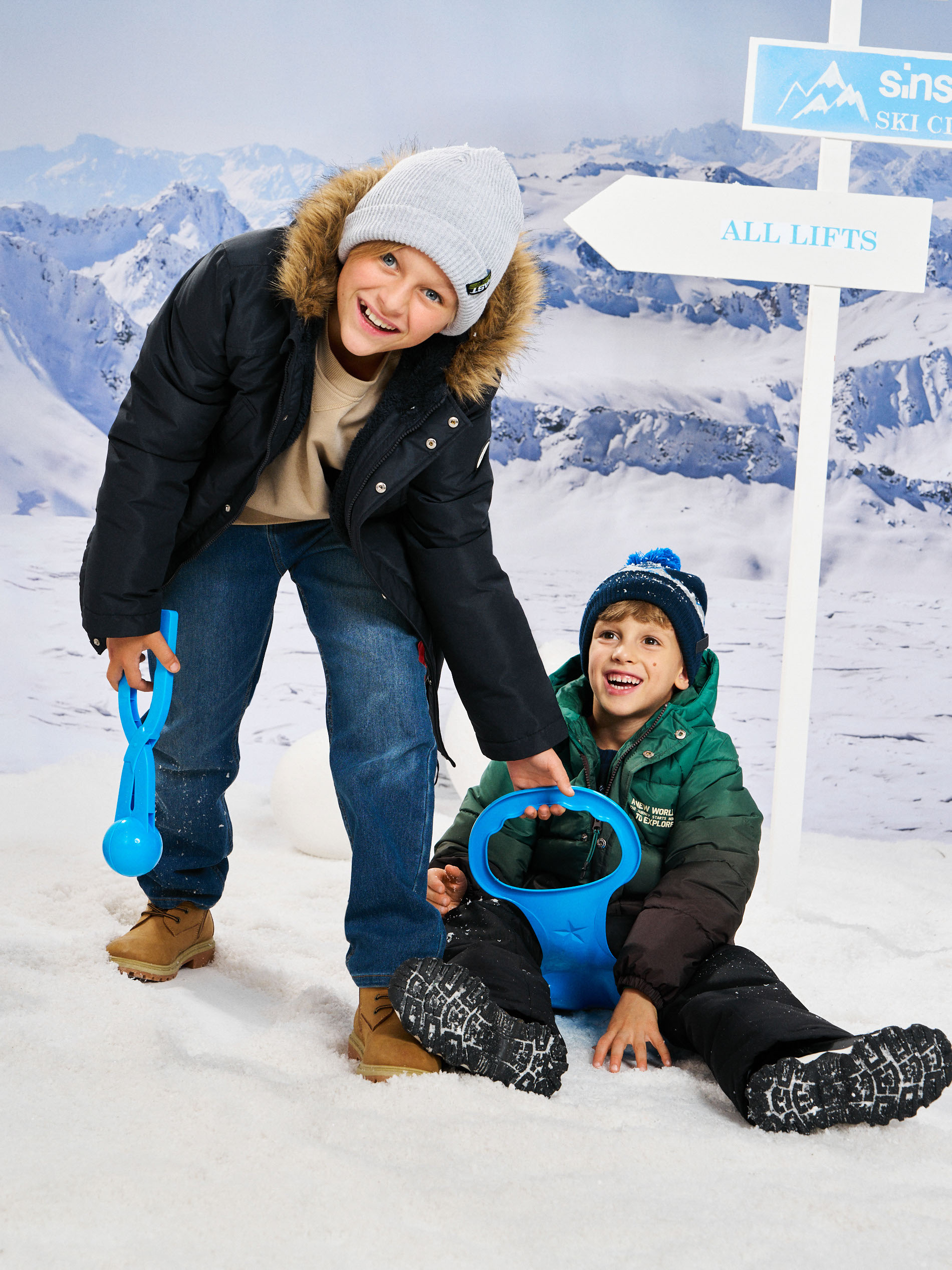 Sinsay - Επενδεδυμένο μπουφάν με κουκούλα - ναυτικο μπλε φωτογραφία